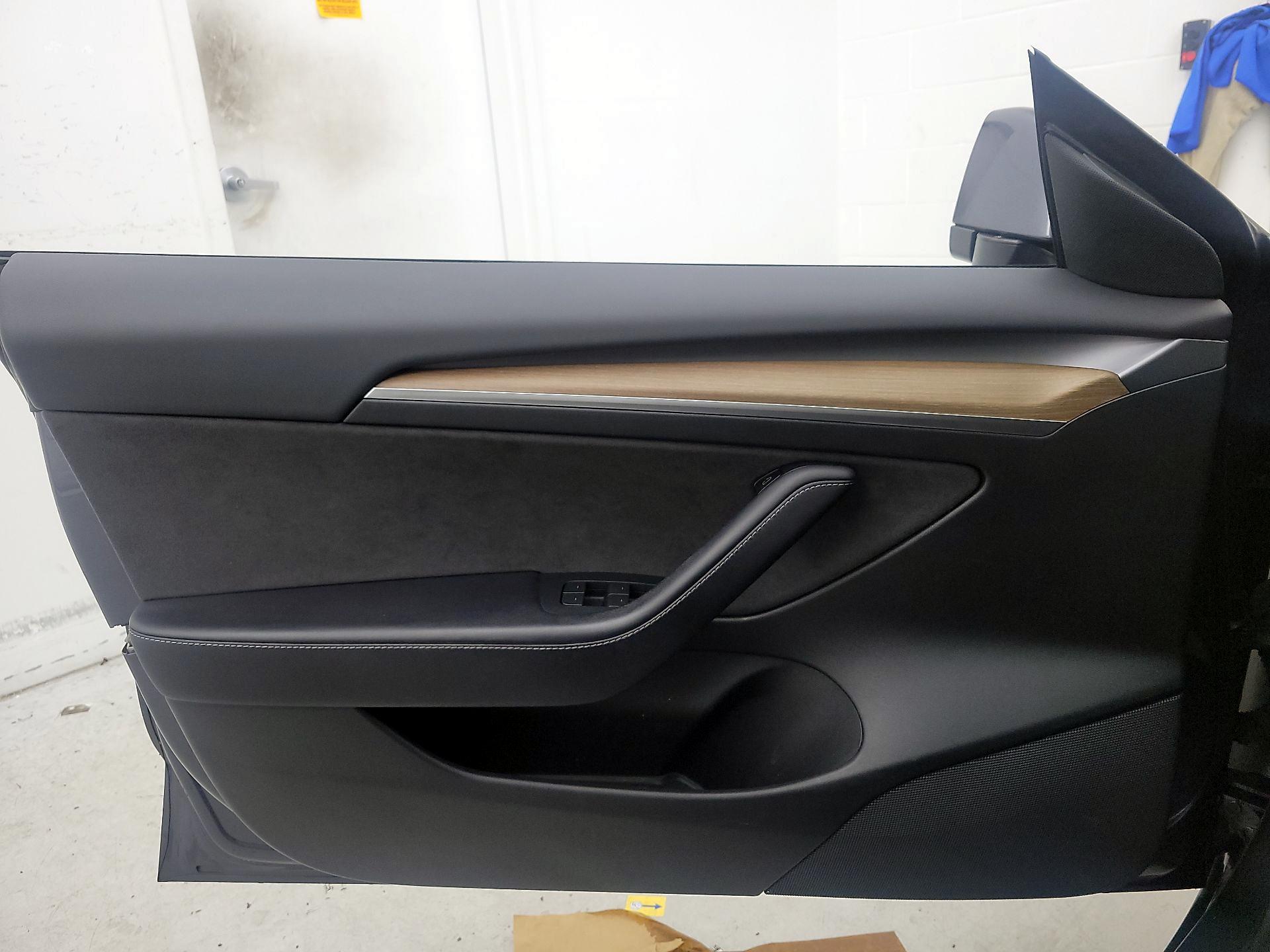 Thumbnail: 2023 Tesla Model 3 - 12