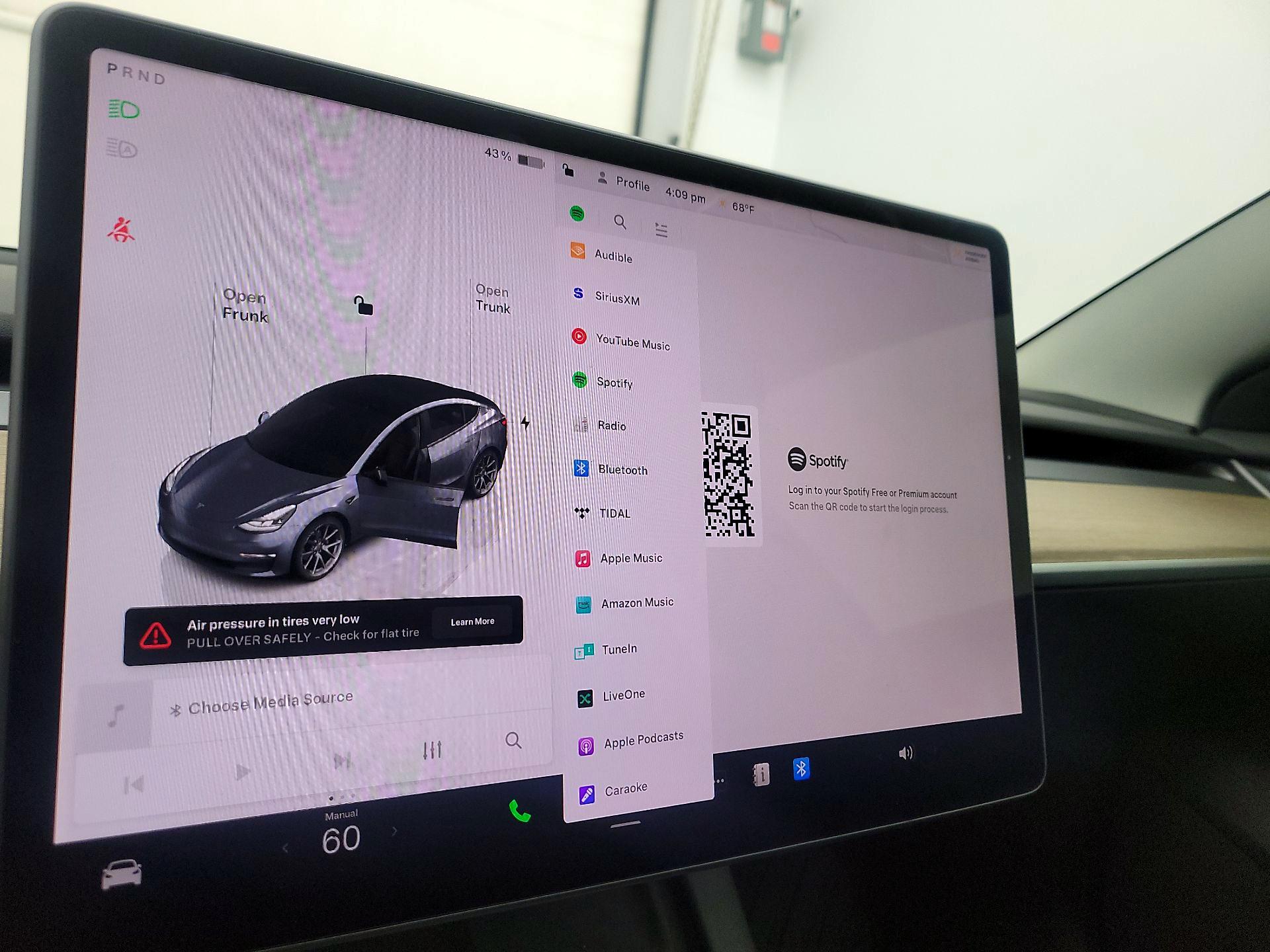 Thumbnail: 2023 Tesla Model 3 - 15