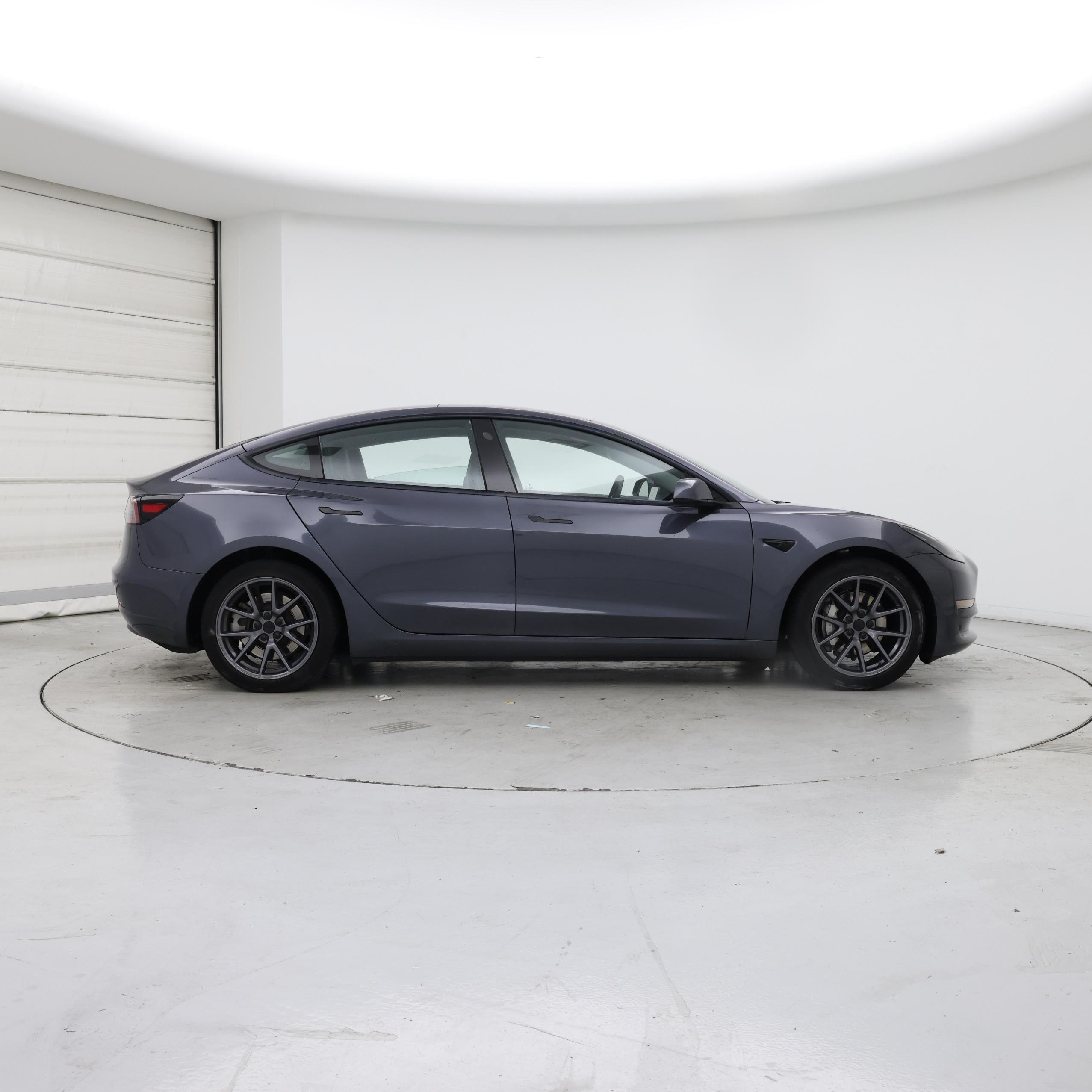 Thumbnail: 2023 Tesla Model 3 - 7