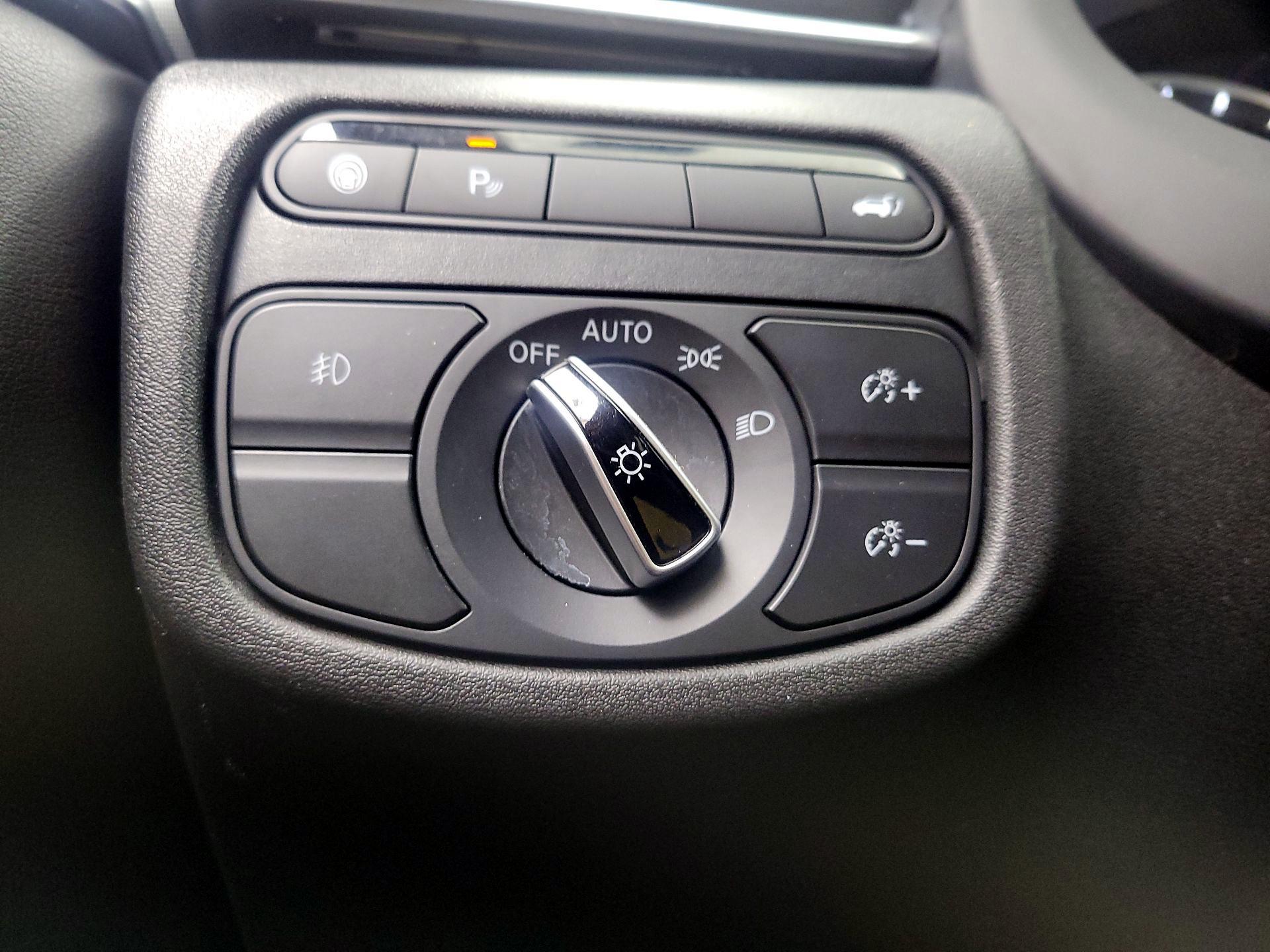 Thumbnail: 2019 INFINITI QX50 - 13