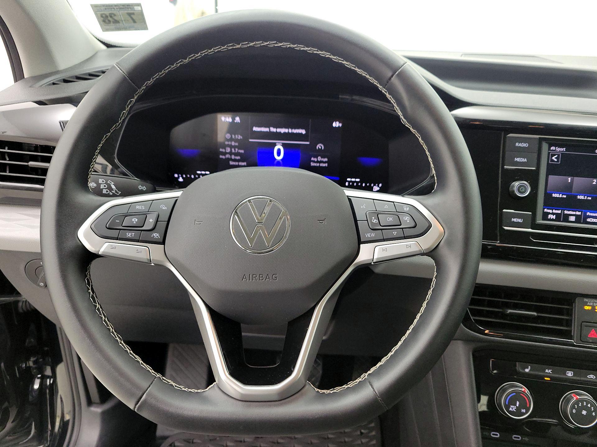 Thumbnail: 2024 Volkswagen Taos - 10