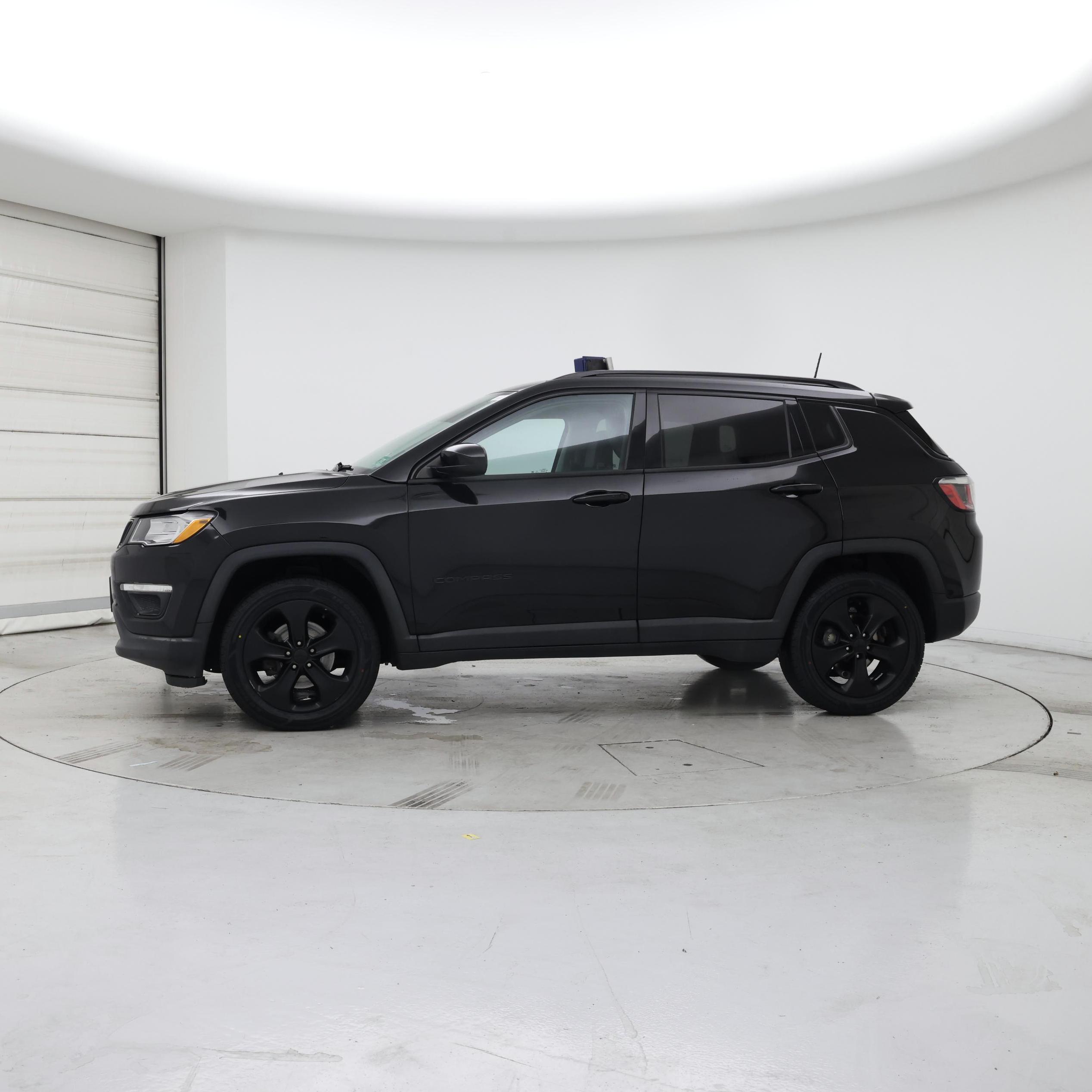 Thumbnail: 2018 Jeep Compass - 3