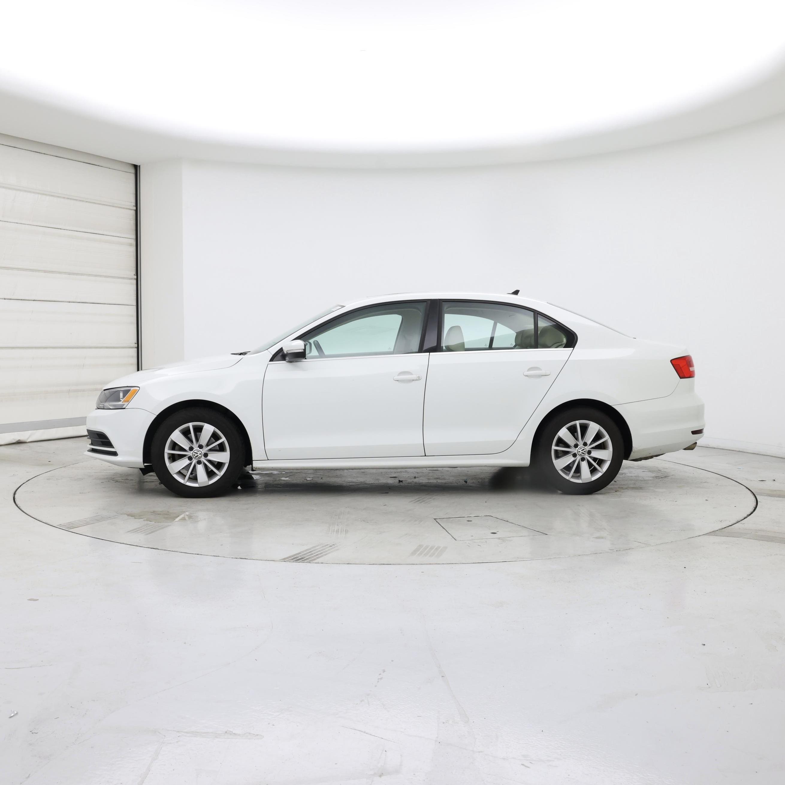 Thumbnail: 2015 Volkswagen Jetta - 3
