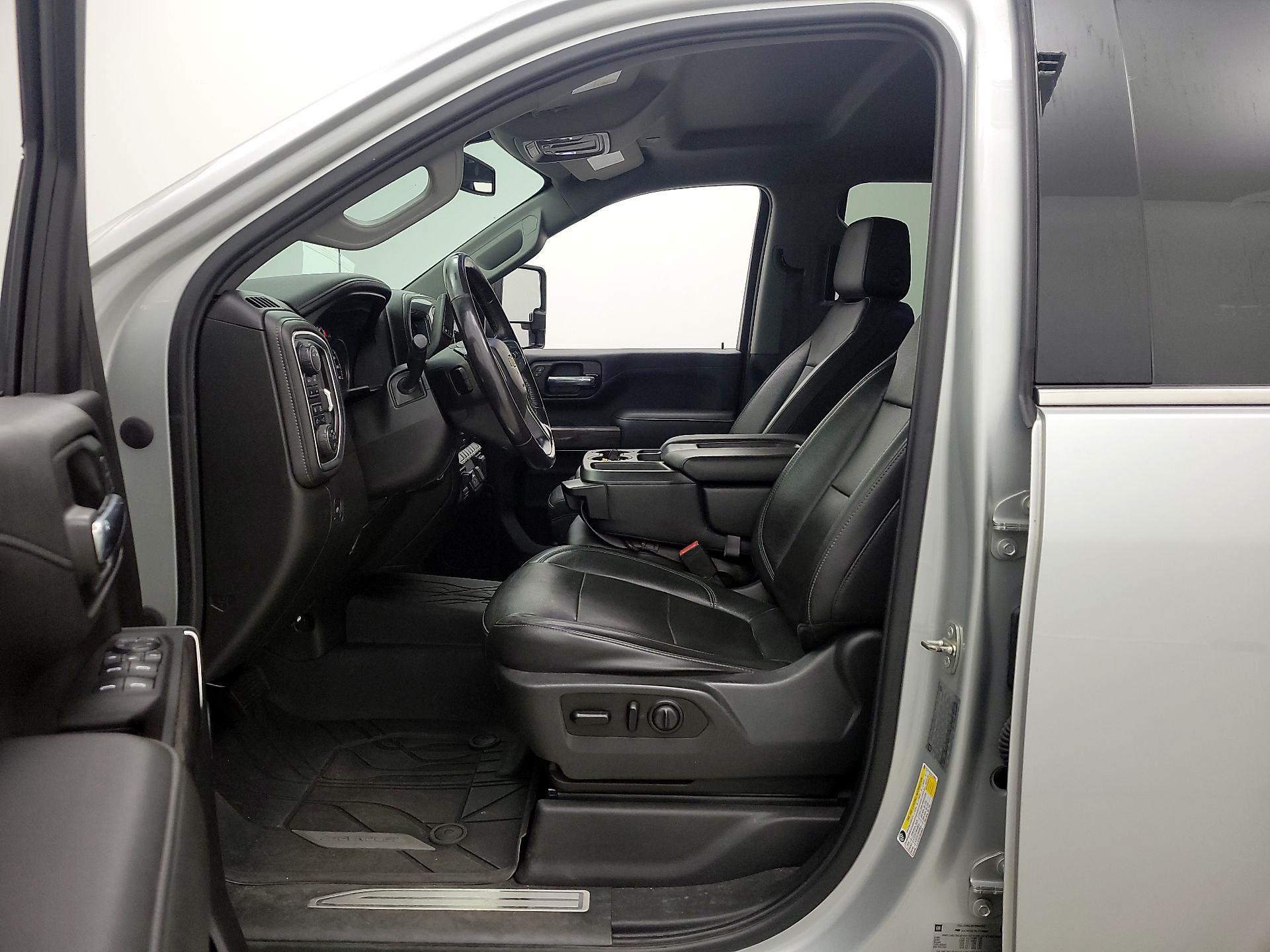 Thumbnail: 2020 Chevrolet Silverado 3500 - 11