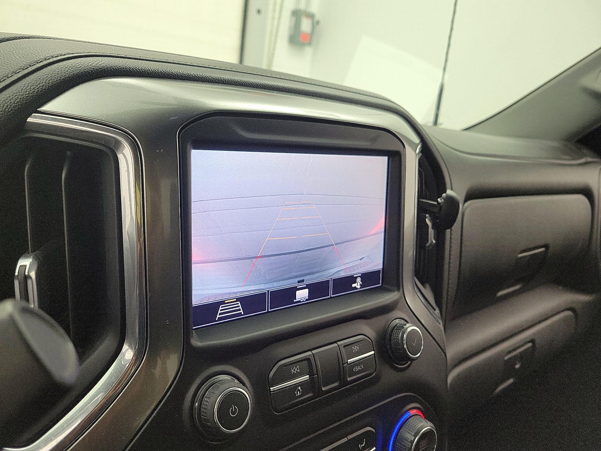 Thumbnail: 2020 Chevrolet Silverado 3500 - 14