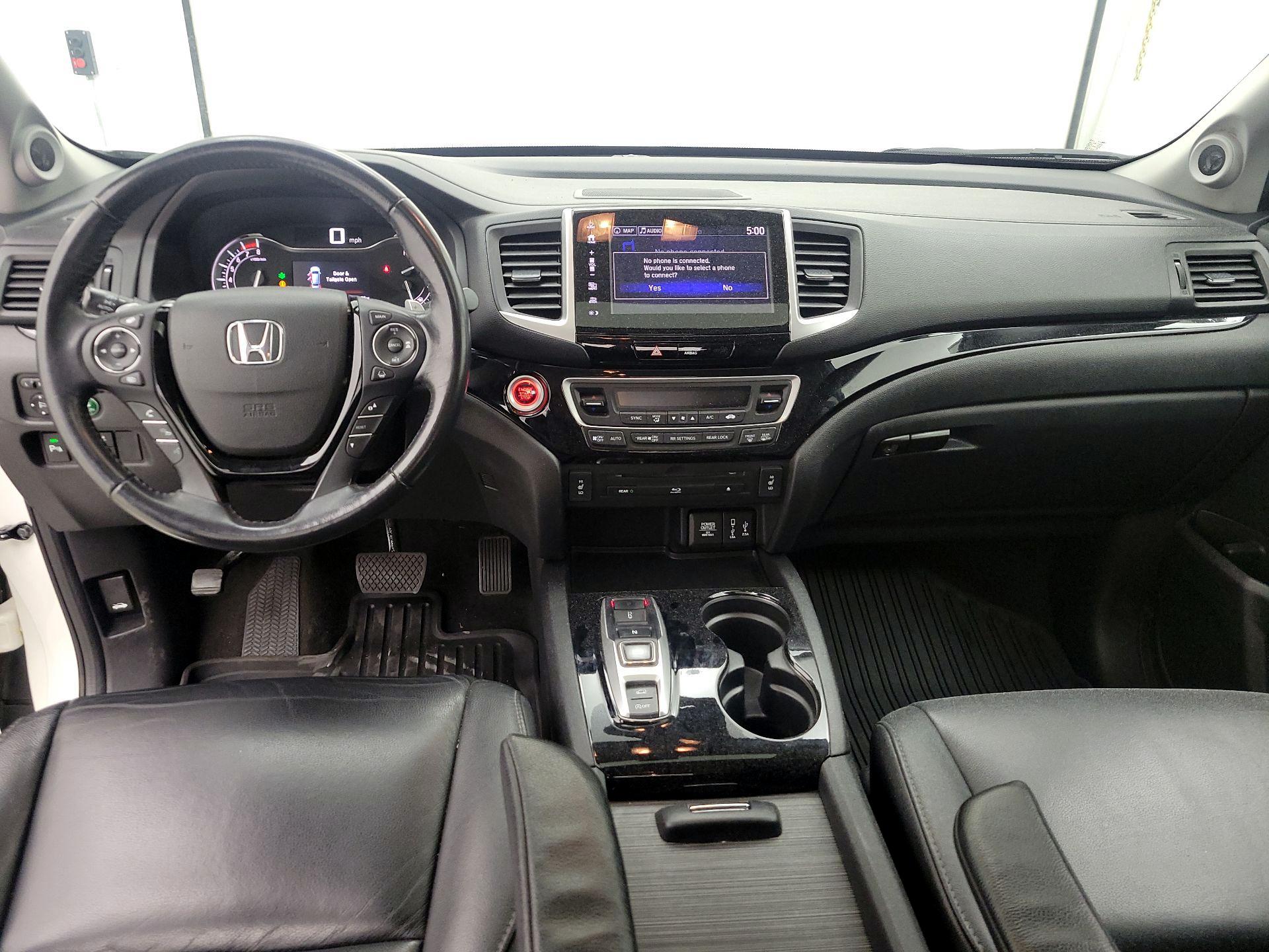 Thumbnail: 2017 Honda Pilot - 11