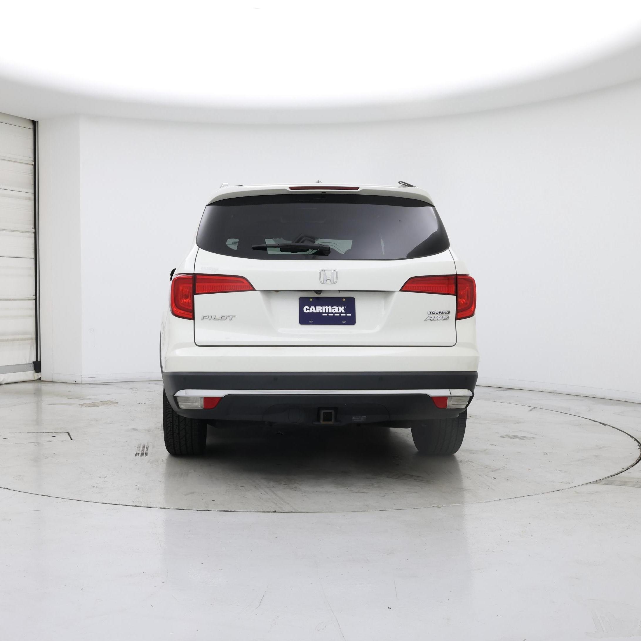 Thumbnail: 2017 Honda Pilot - 6