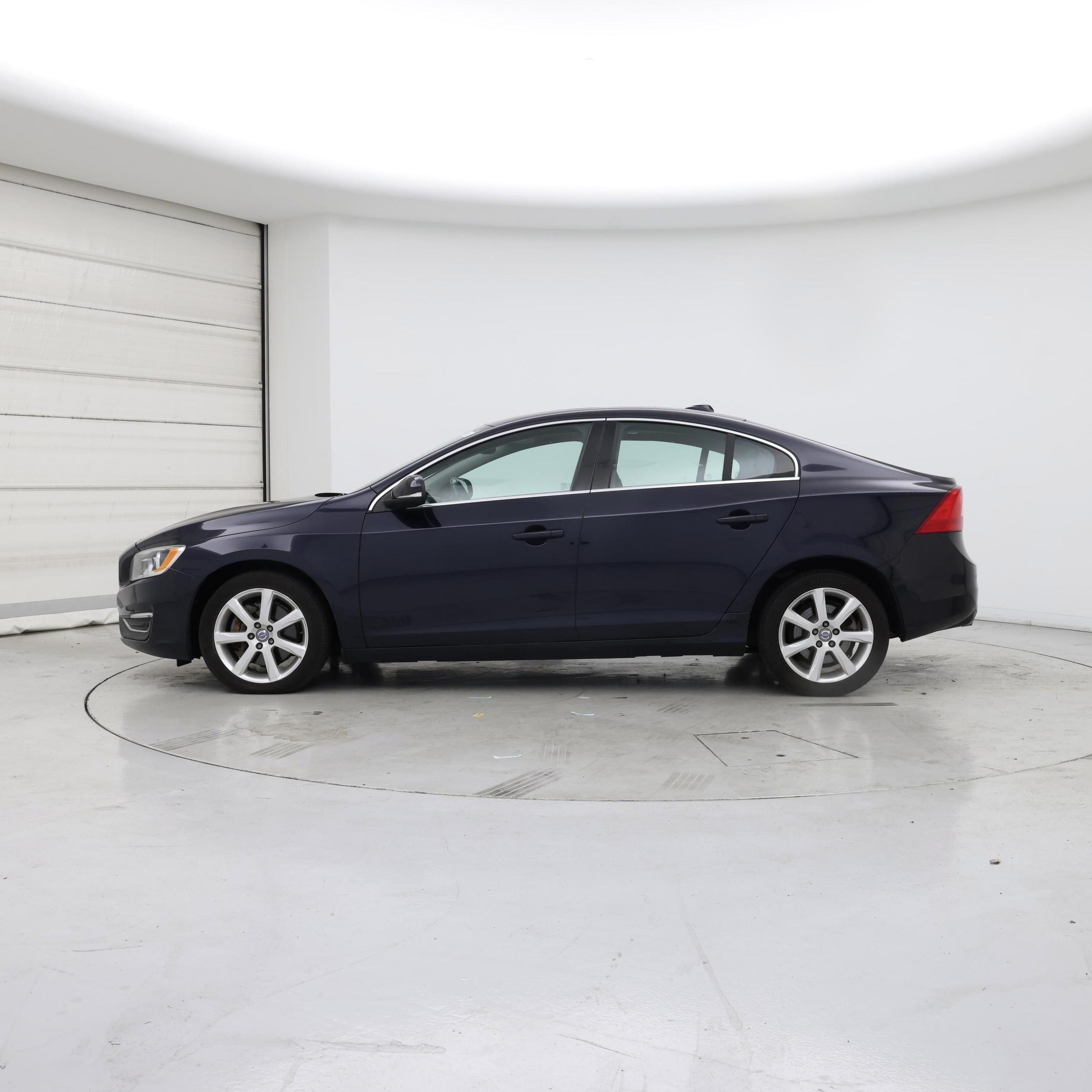 Thumbnail: 2016 Volvo S60 - 3