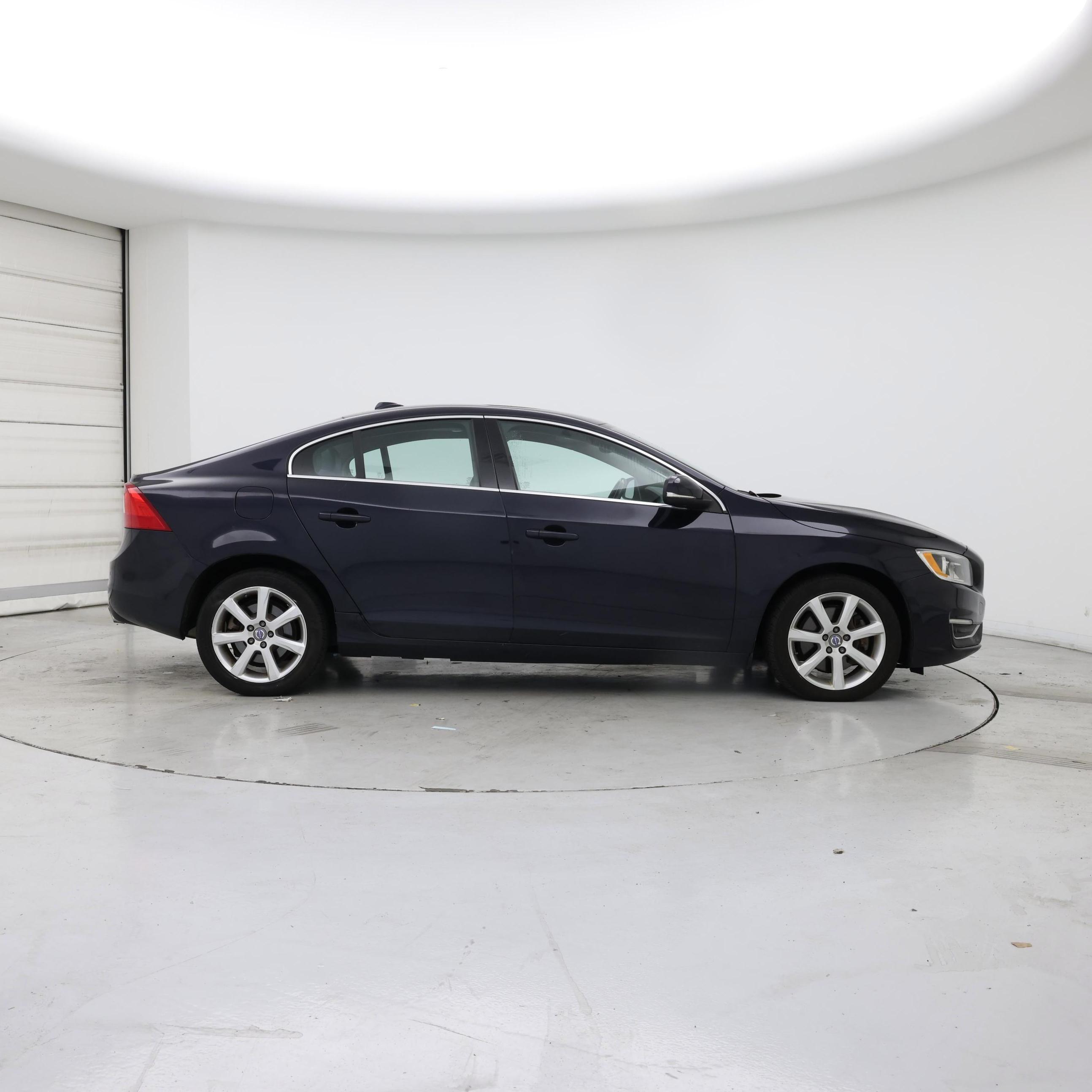 Thumbnail: 2016 Volvo S60 - 7