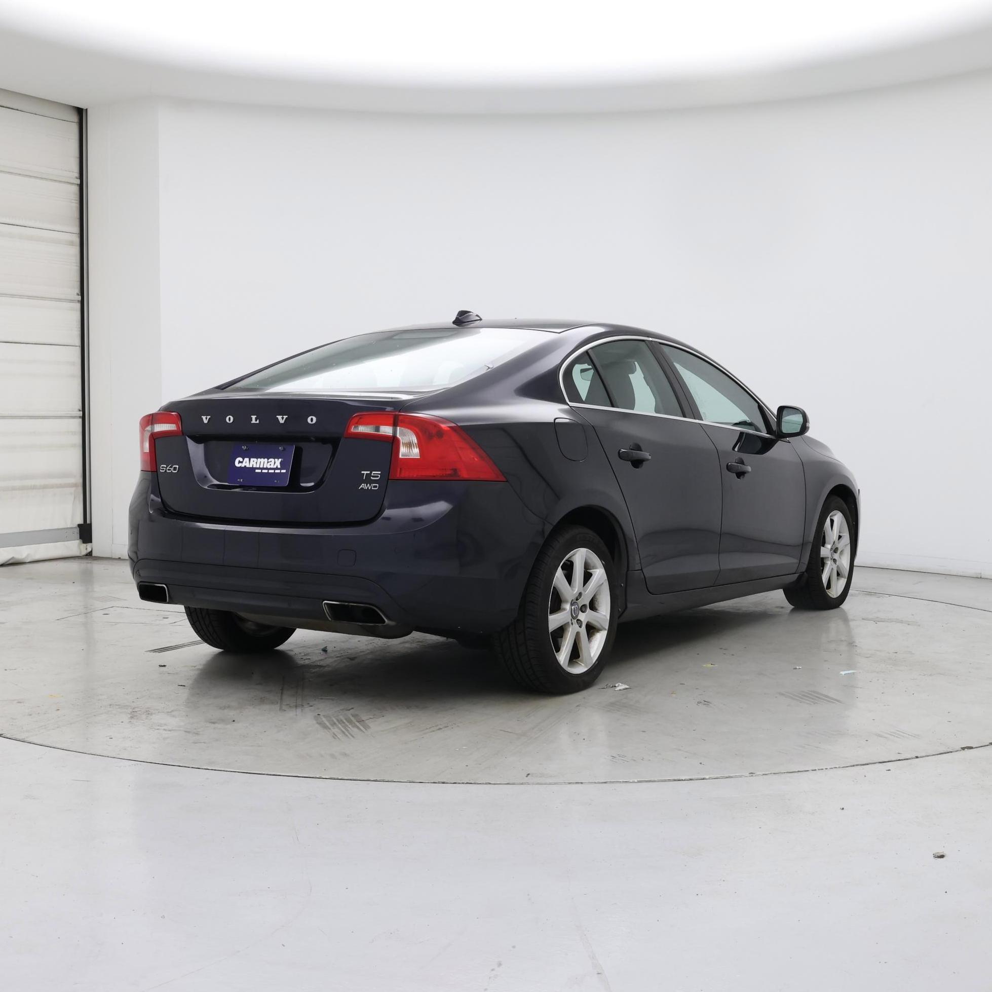 Thumbnail: 2016 Volvo S60 - 8