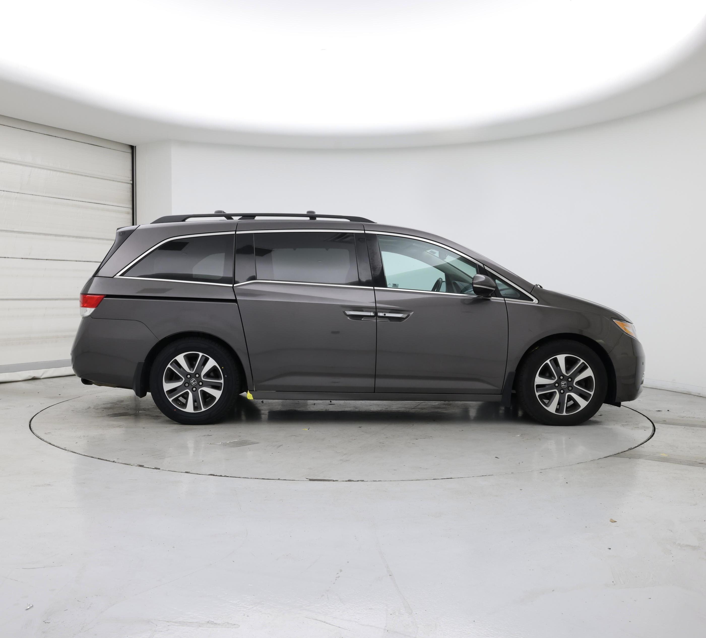 Thumbnail: 2016 Honda Odyssey - 7
