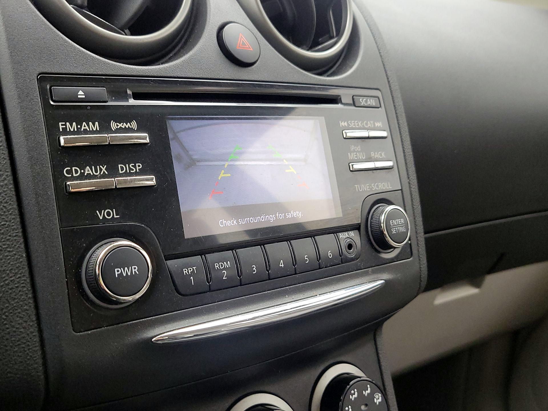 Thumbnail: 2015 Nissan Rogue - 14