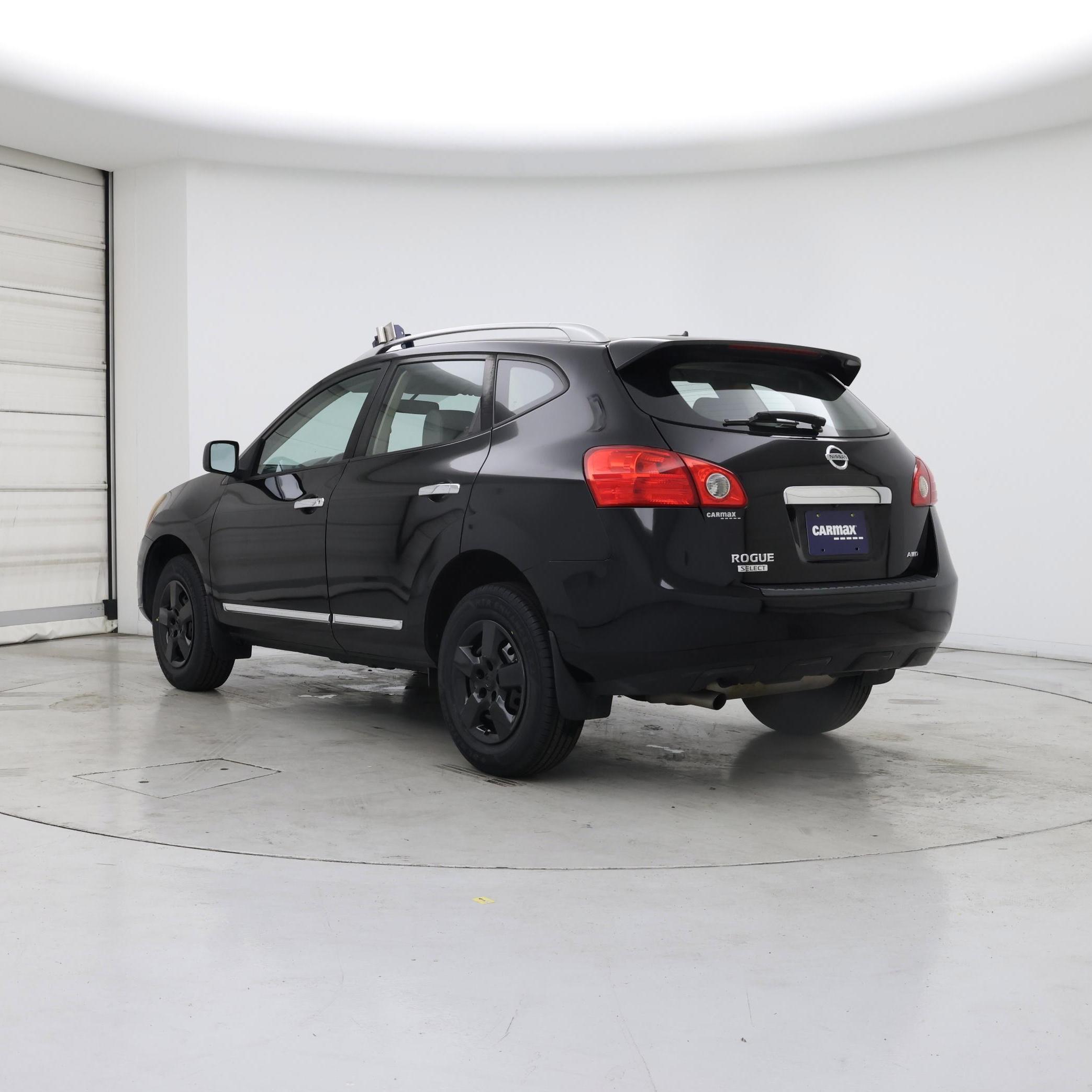 Thumbnail: 2015 Nissan Rogue - 2