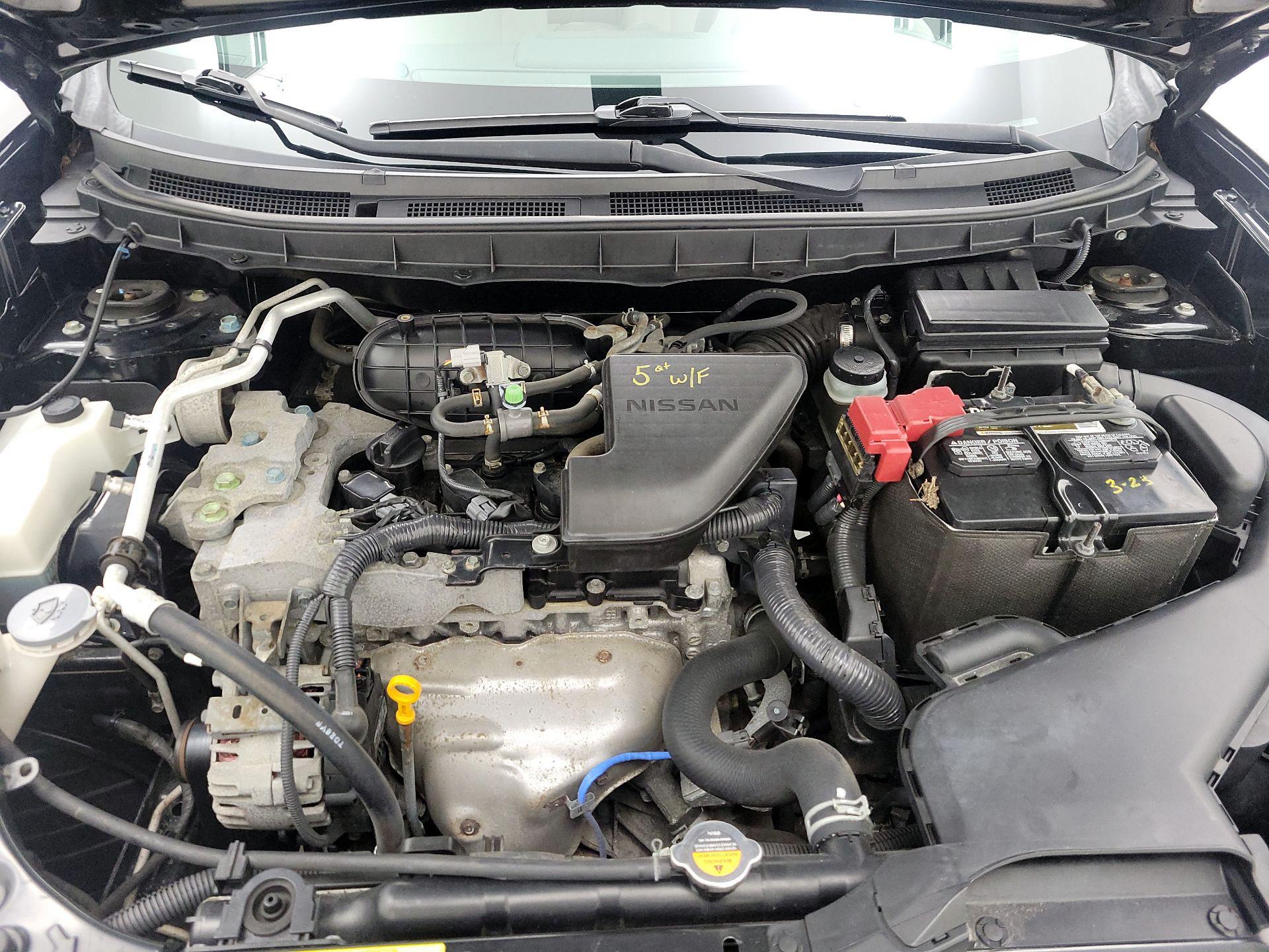 Thumbnail: 2015 Nissan Rogue - 20