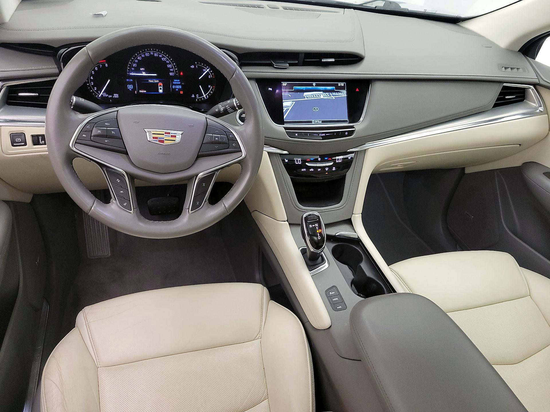 Thumbnail: 2019 Cadillac XT5 - 9