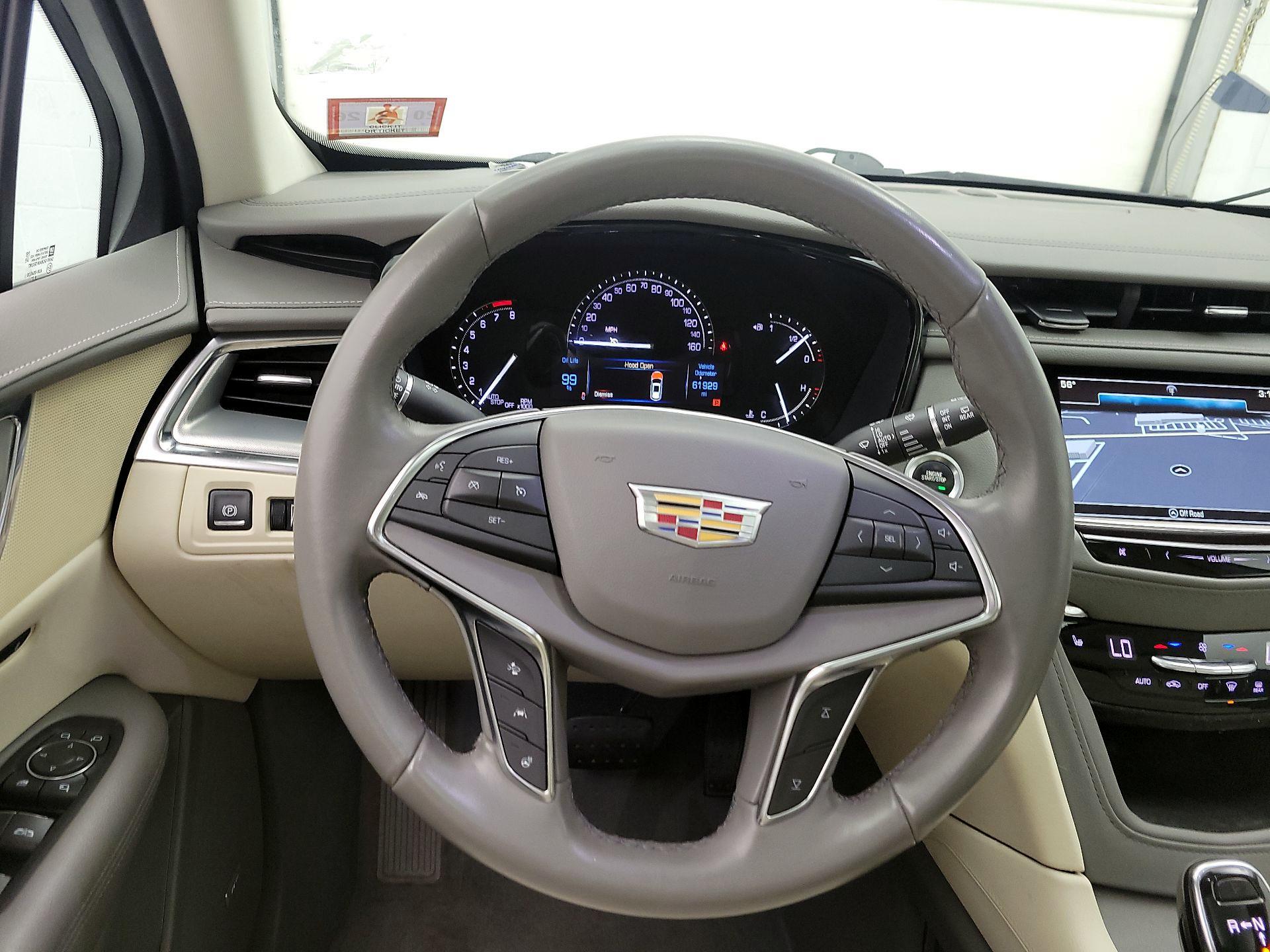 Thumbnail: 2019 Cadillac XT5 - 10