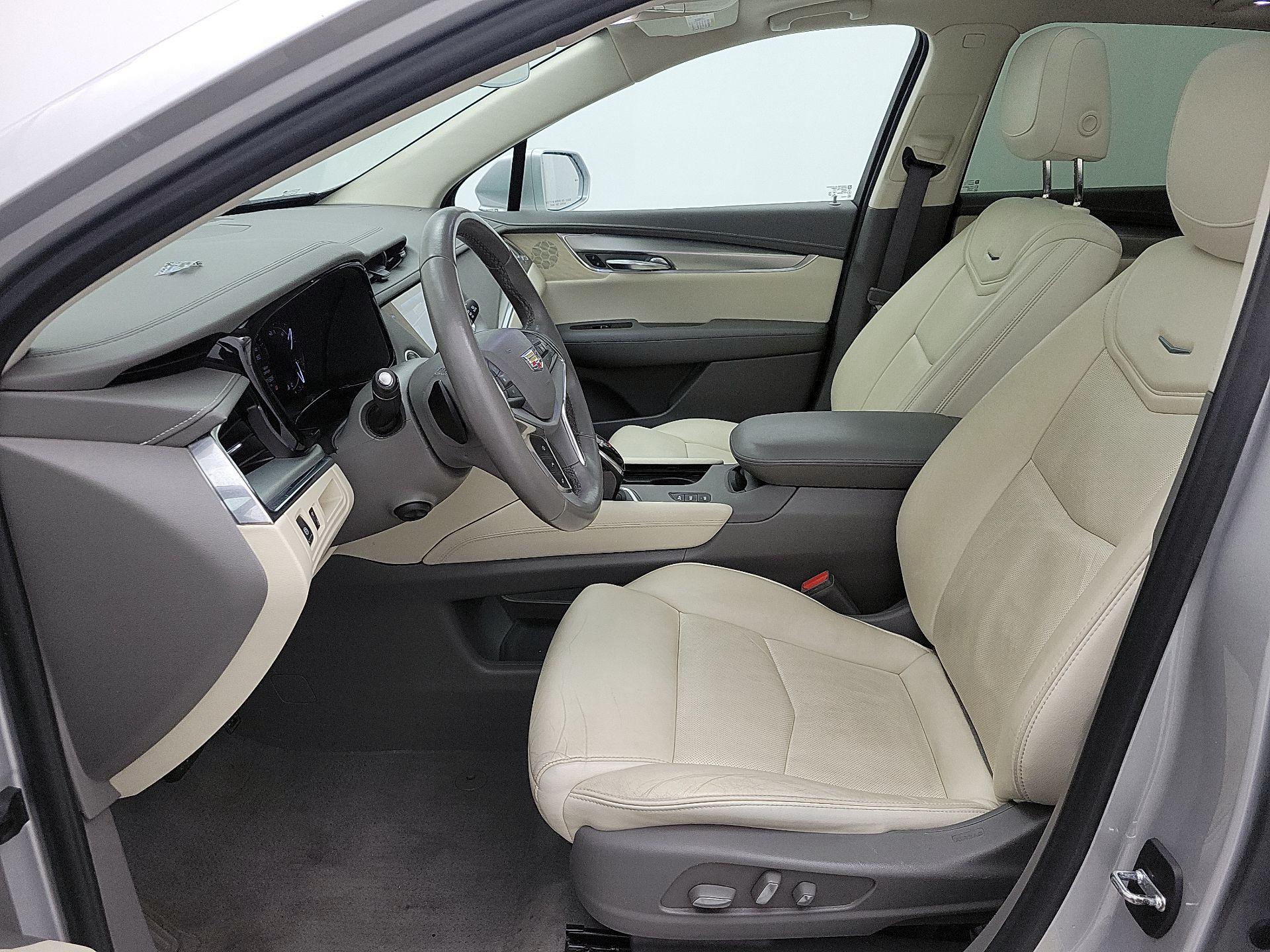 Thumbnail: 2019 Cadillac XT5 - 11