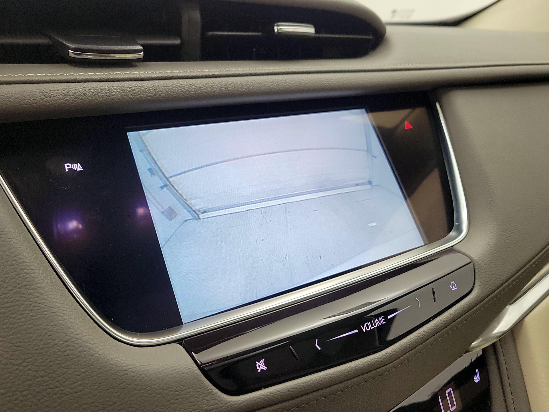 Thumbnail: 2019 Cadillac XT5 - 14