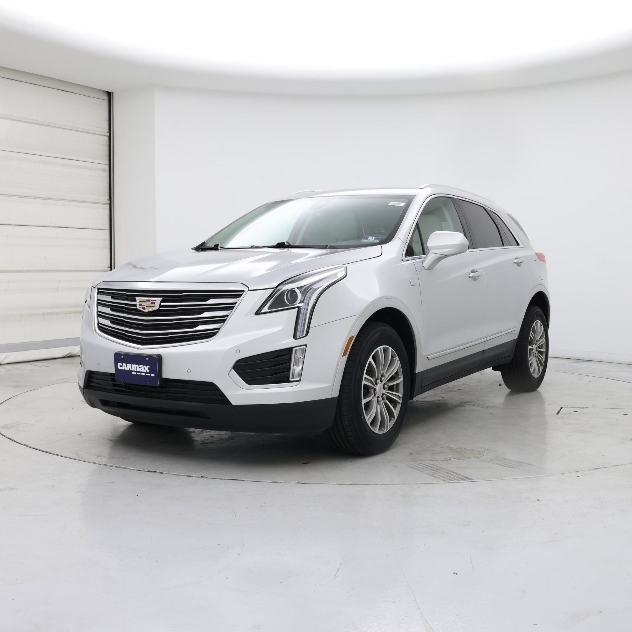 Thumbnail: 2019 Cadillac XT5 - 4
