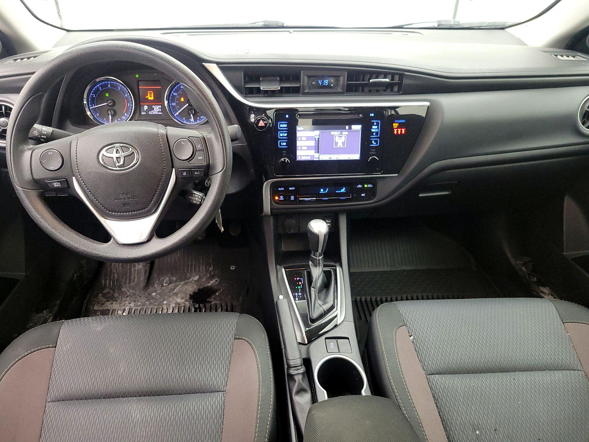 Thumbnail: 2018 Toyota Corolla - 9