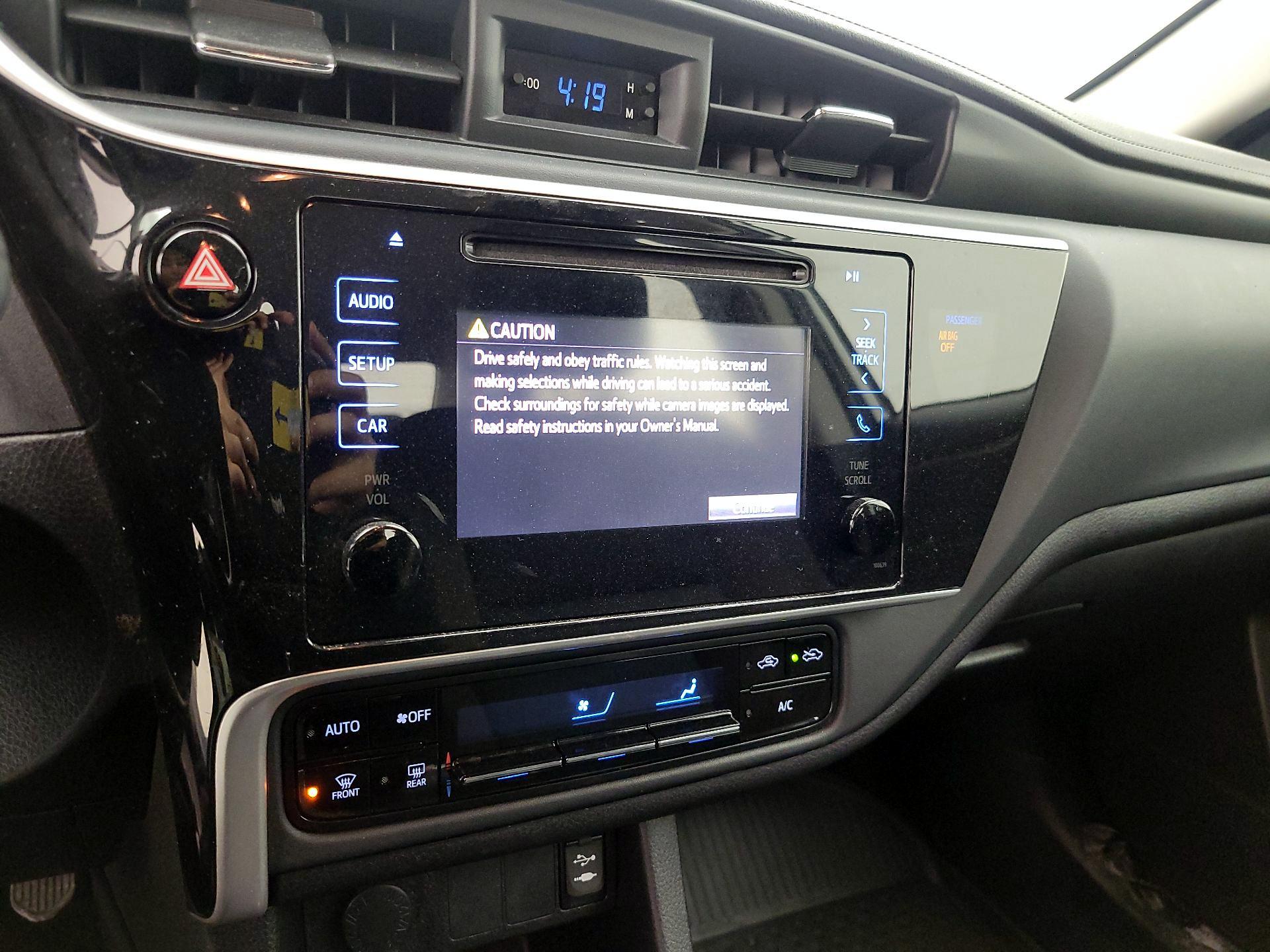 Thumbnail: 2018 Toyota Corolla - 16