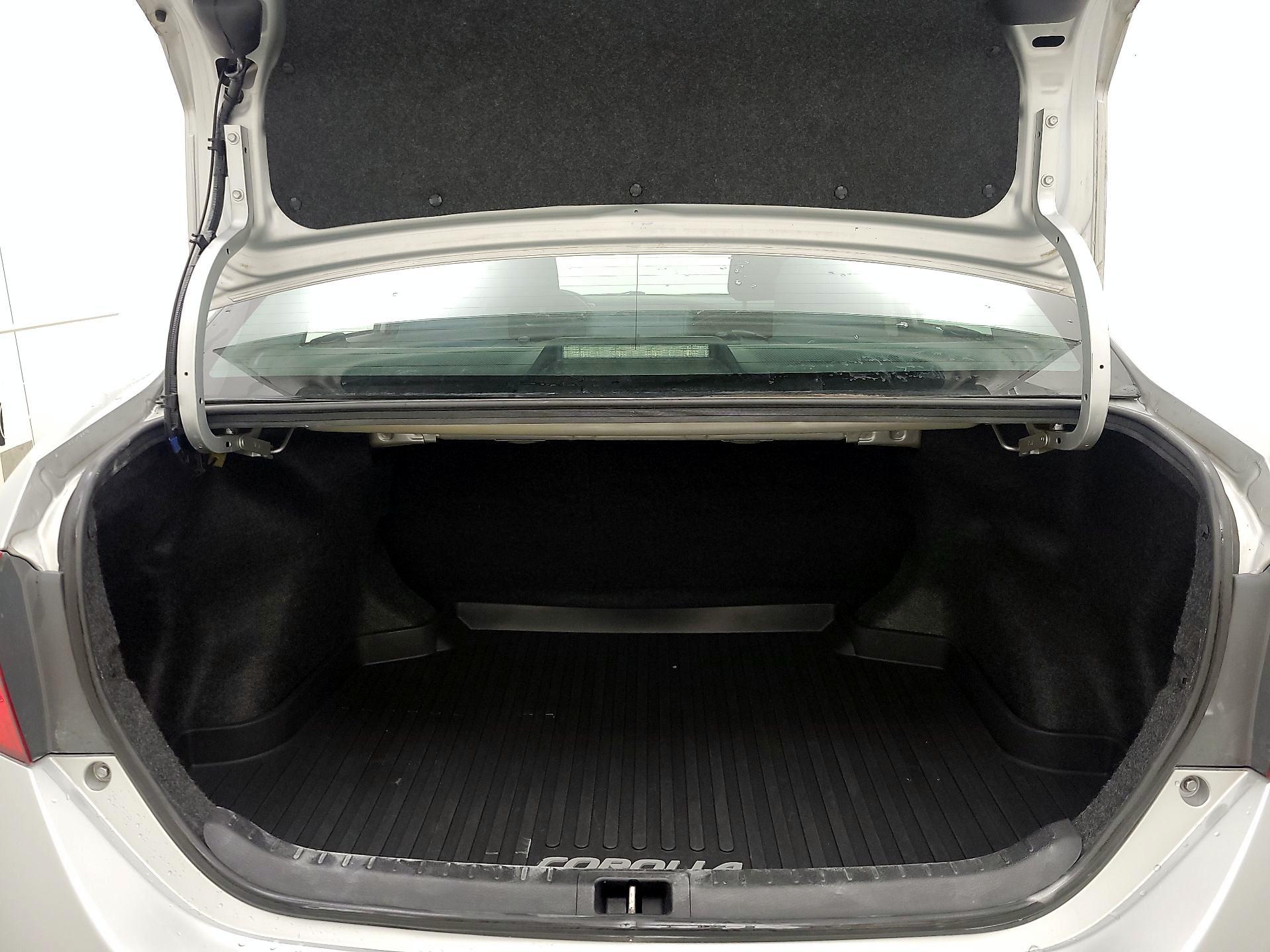 Thumbnail: 2018 Toyota Corolla - 20