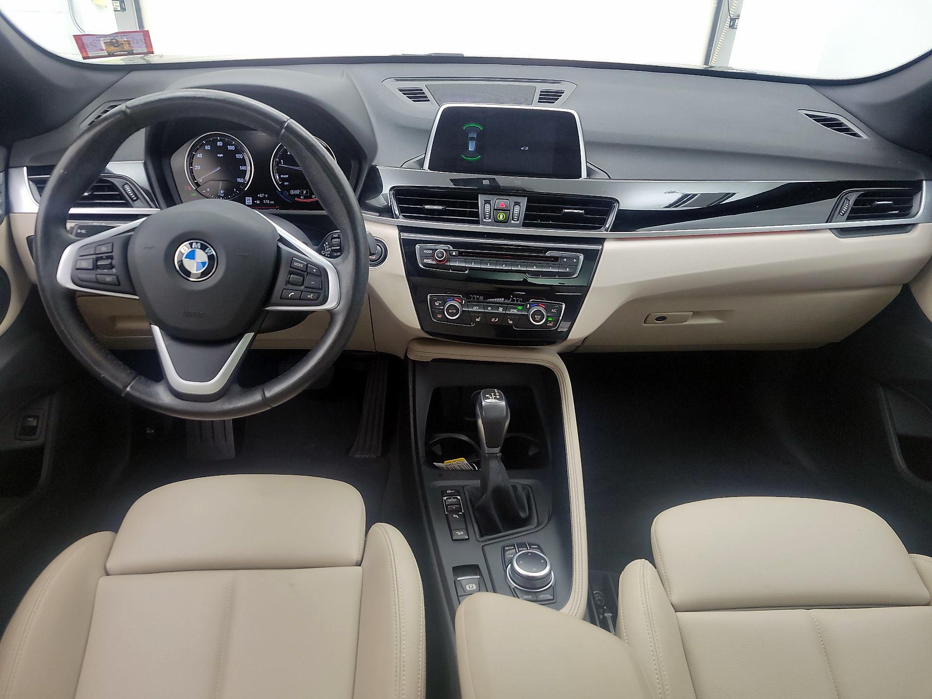 Thumbnail: 2019 BMW X1 - 9