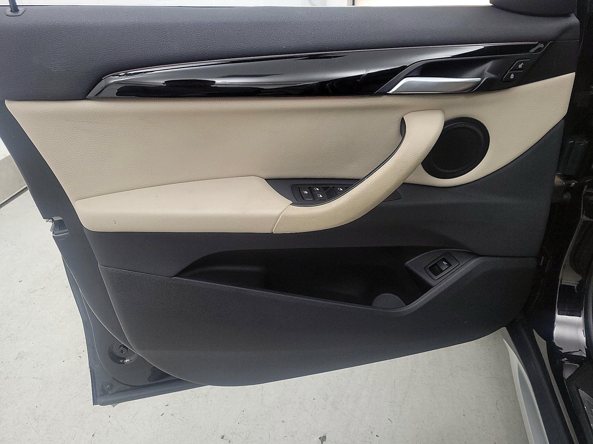 Thumbnail: 2019 BMW X1 - 12