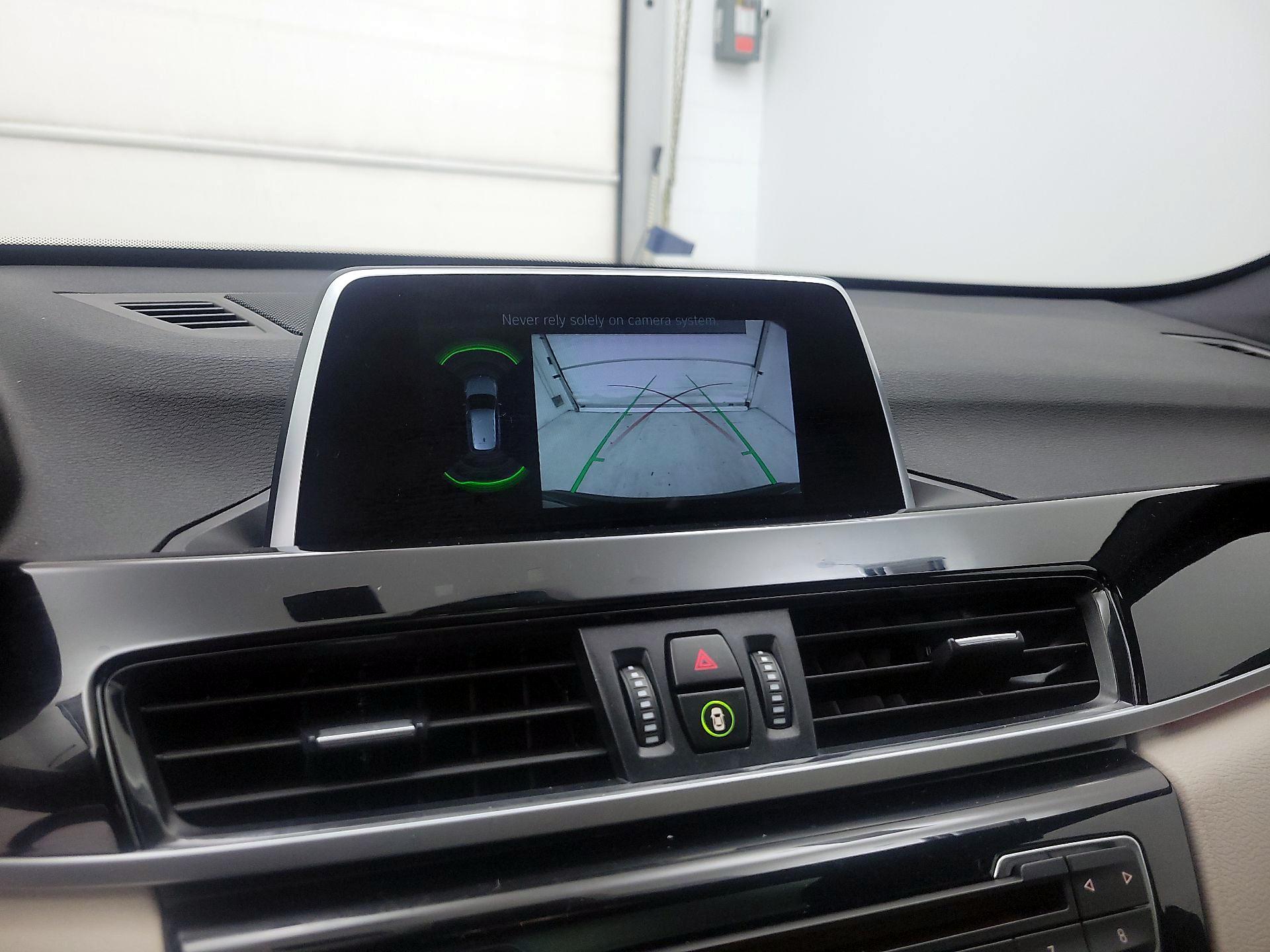 Thumbnail: 2019 BMW X1 - 13