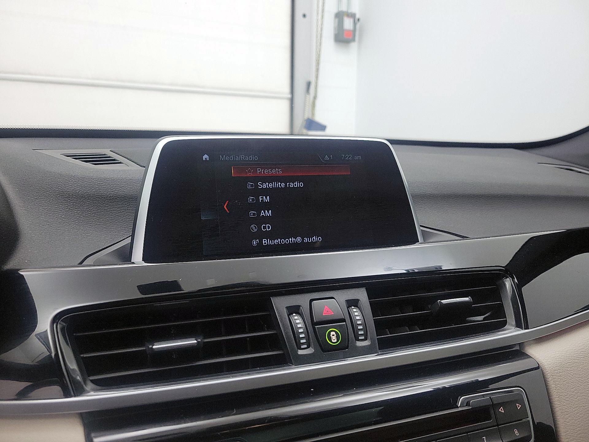 Thumbnail: 2019 BMW X1 - 14