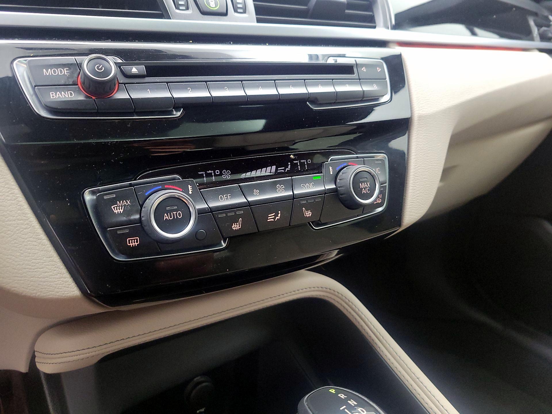 Thumbnail: 2019 BMW X1 - 15