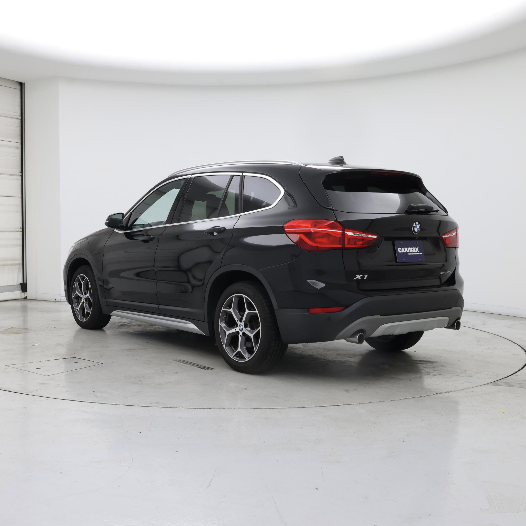 Thumbnail: 2019 BMW X1 - 2