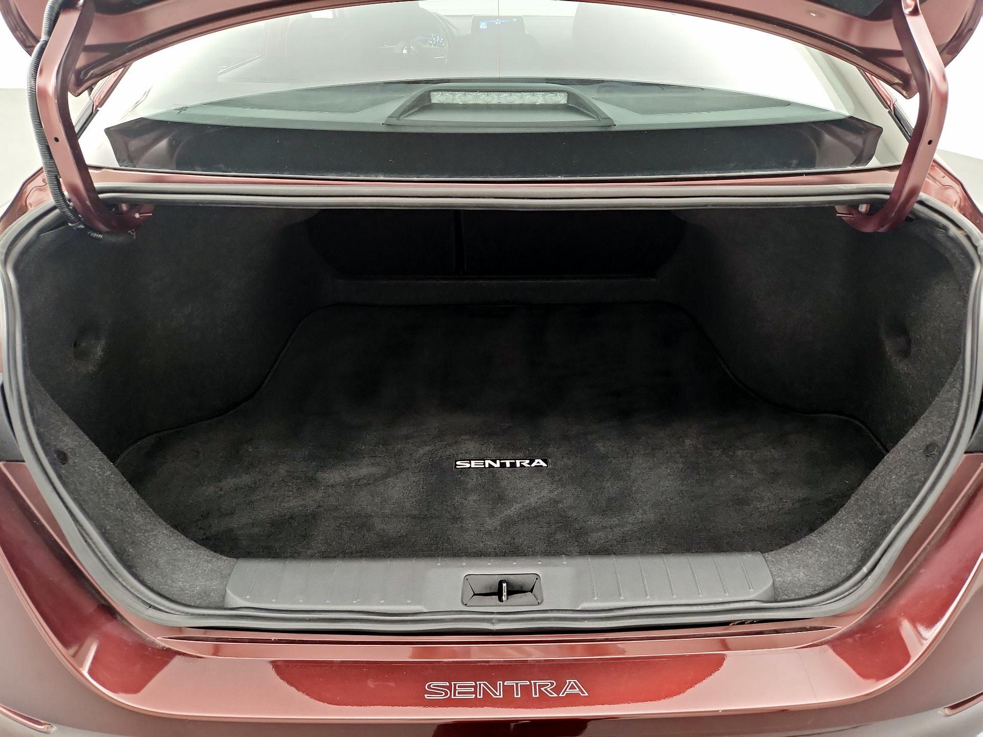 Thumbnail: 2023 Nissan Sentra - 20