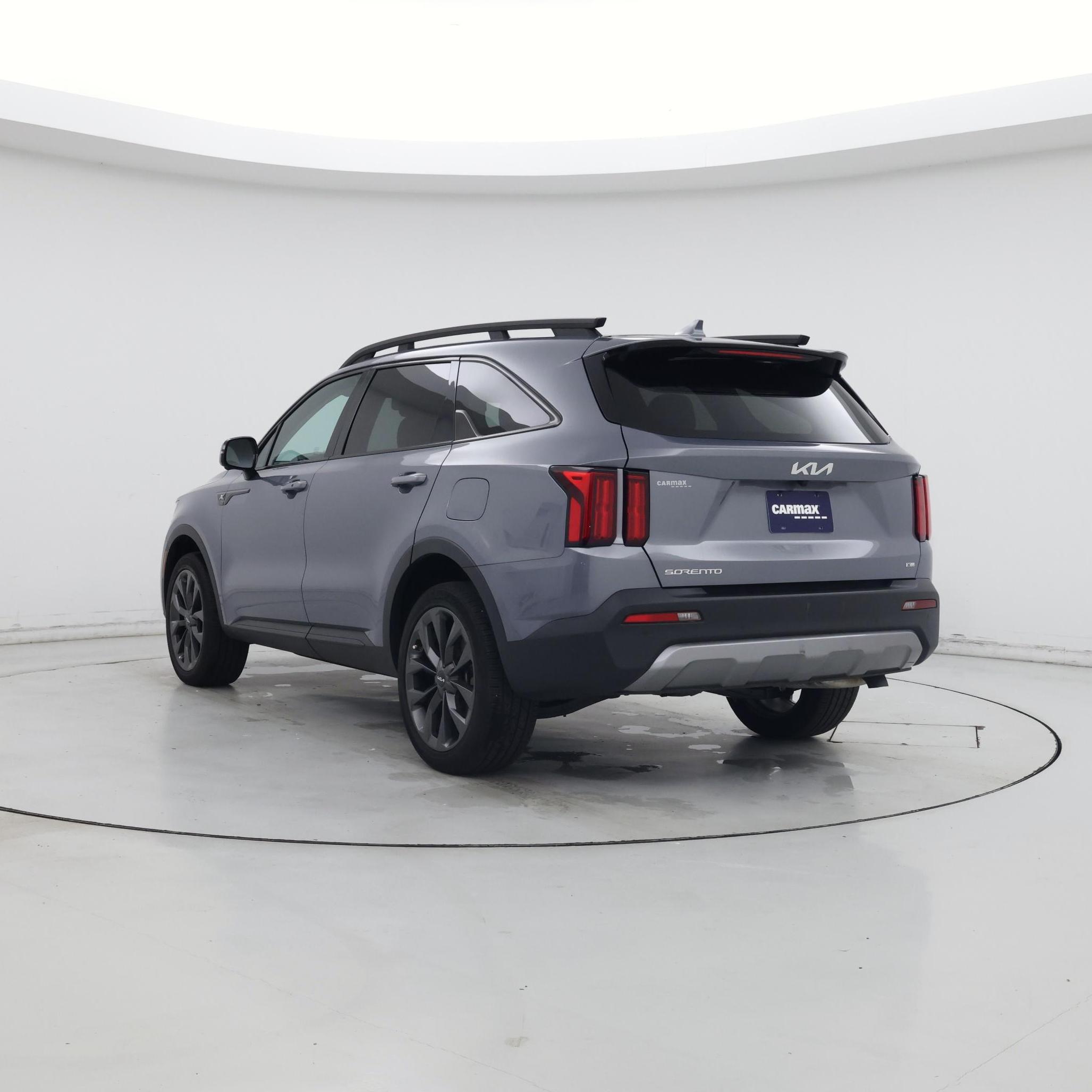 Thumbnail: 2023 Kia Sorento - 2