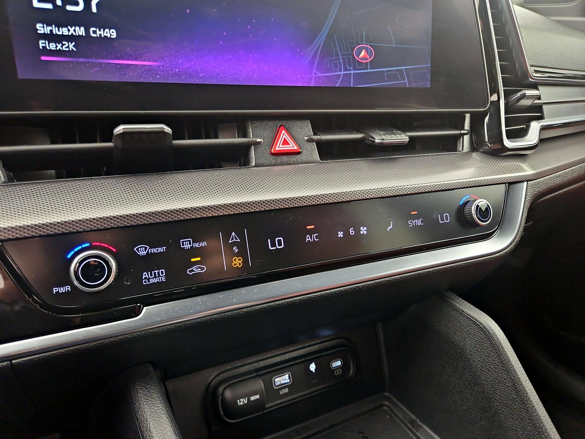 Thumbnail: 2023 Kia Sportage - 16