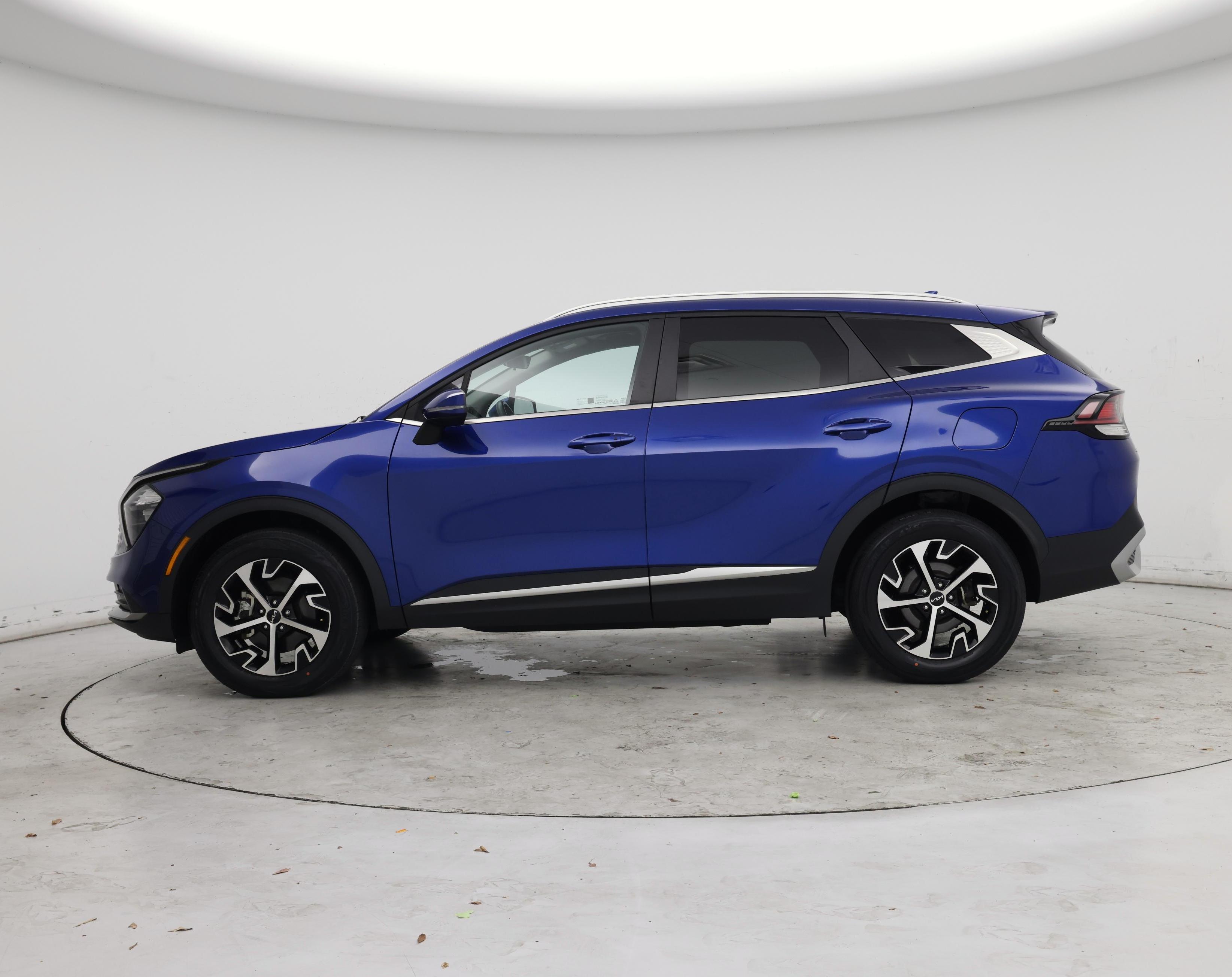 Thumbnail: 2023 Kia Sportage - 3