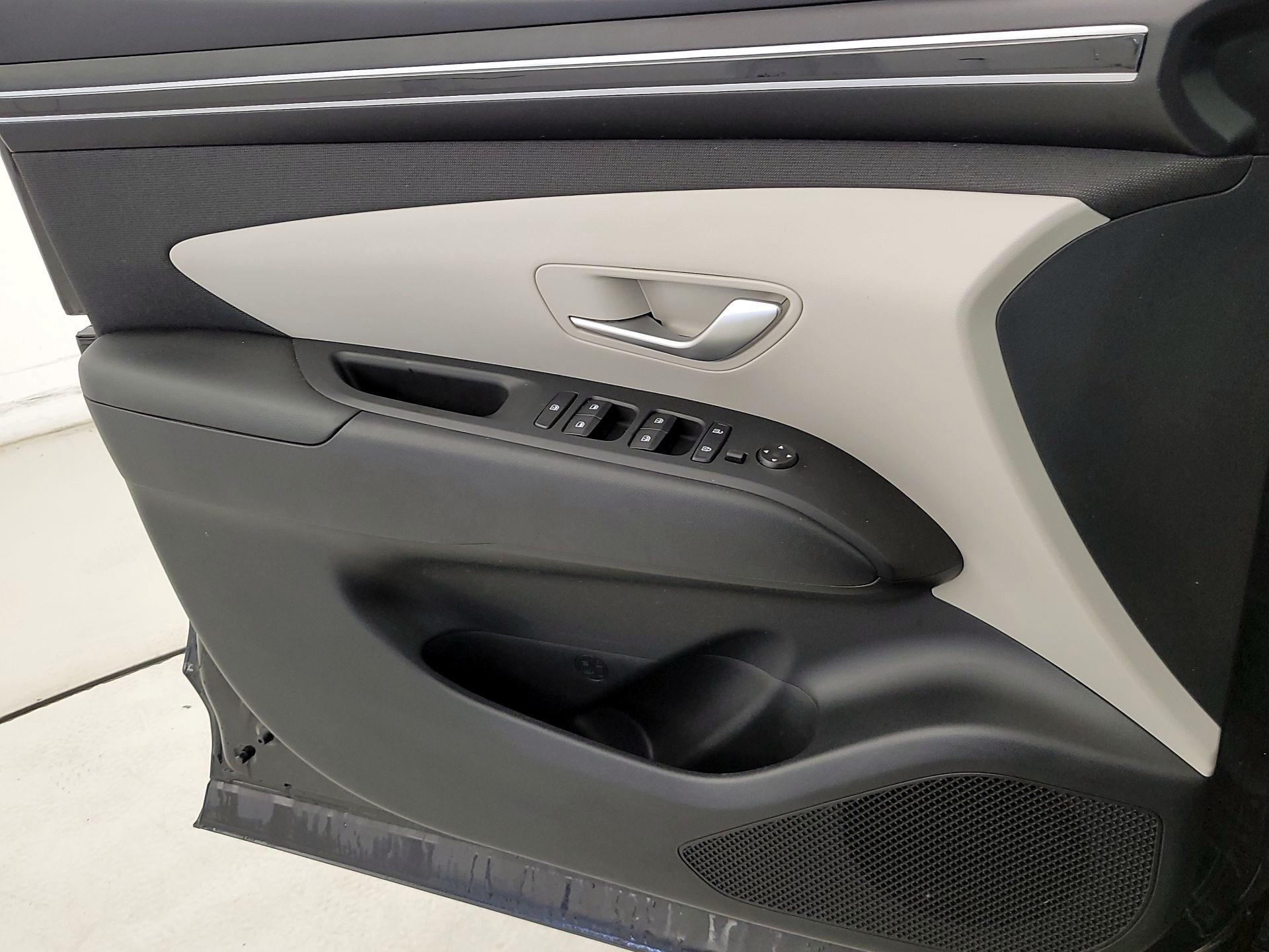 Thumbnail: 2023 Hyundai Tucson - 12