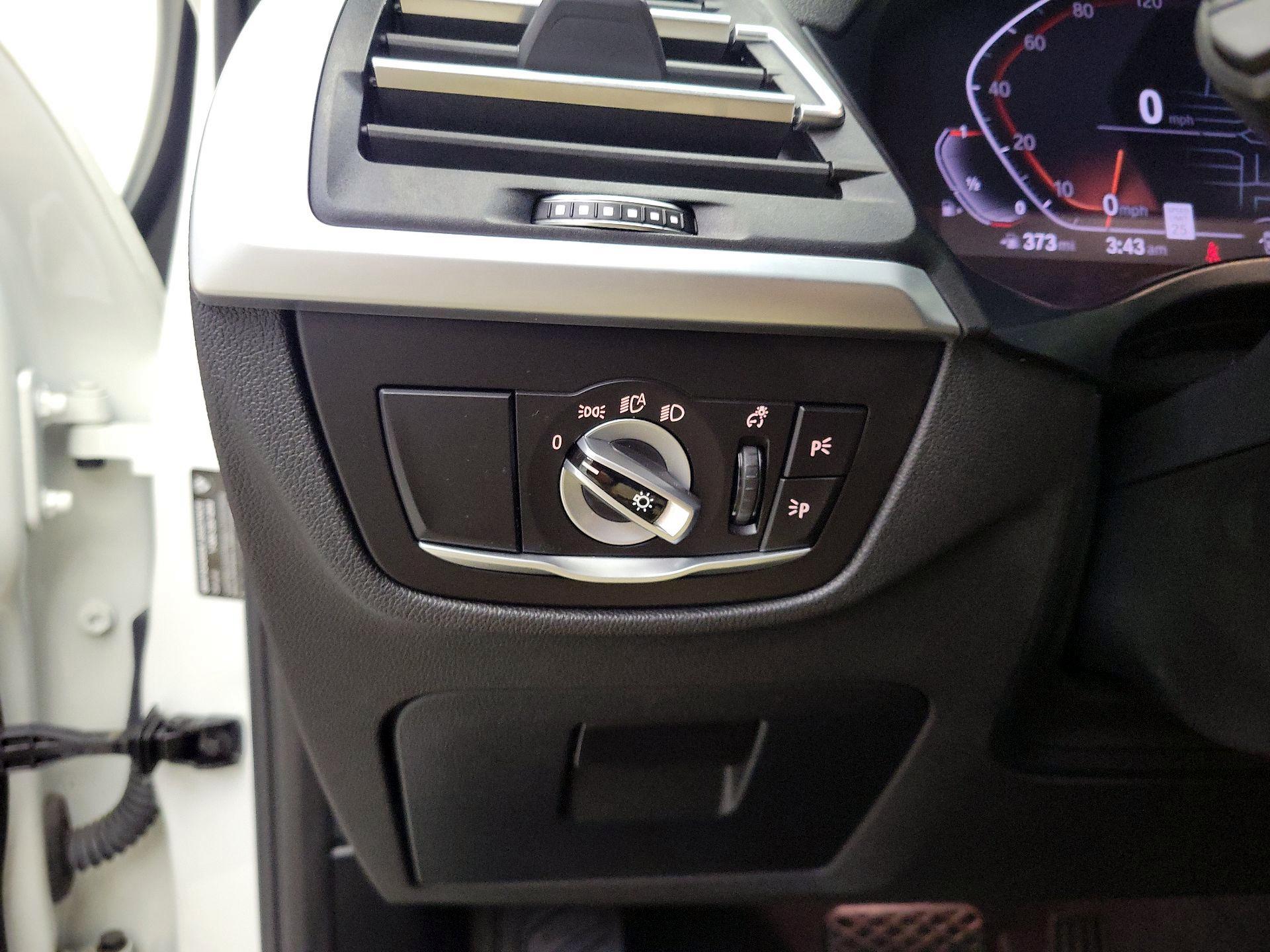 Thumbnail: 2022 BMW X3 - 13