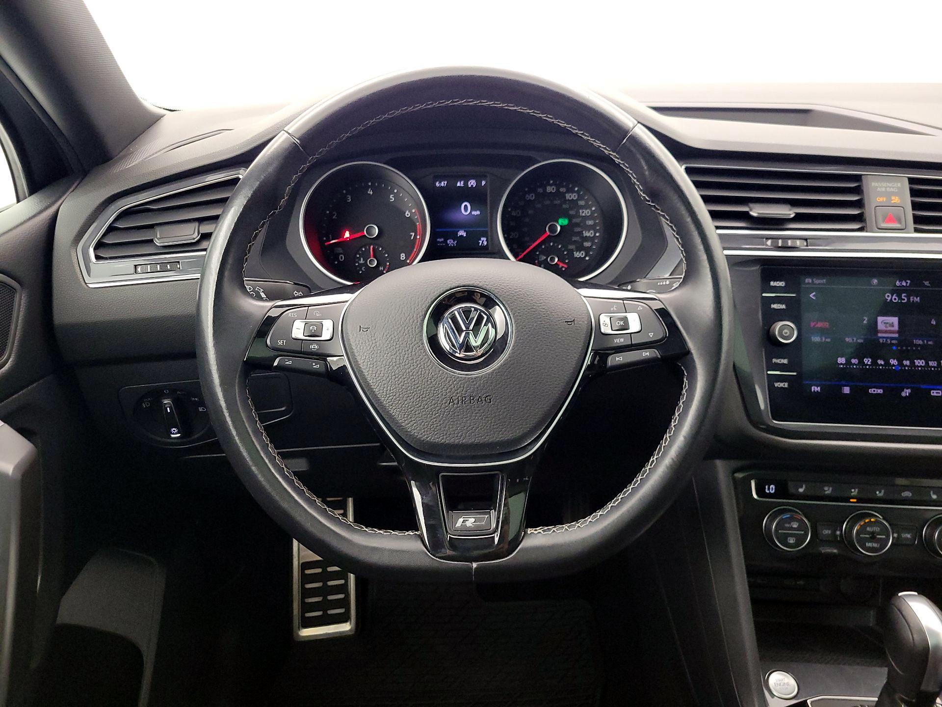Thumbnail: 2021 Volkswagen Tiguan - 10