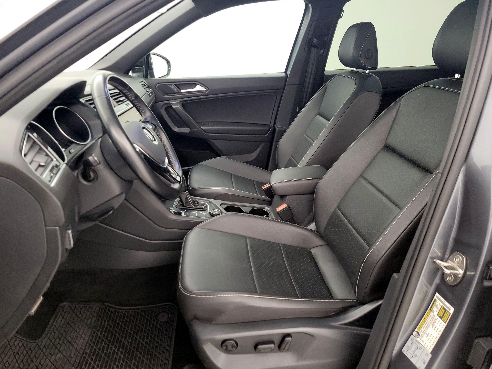 Thumbnail: 2021 Volkswagen Tiguan - 11