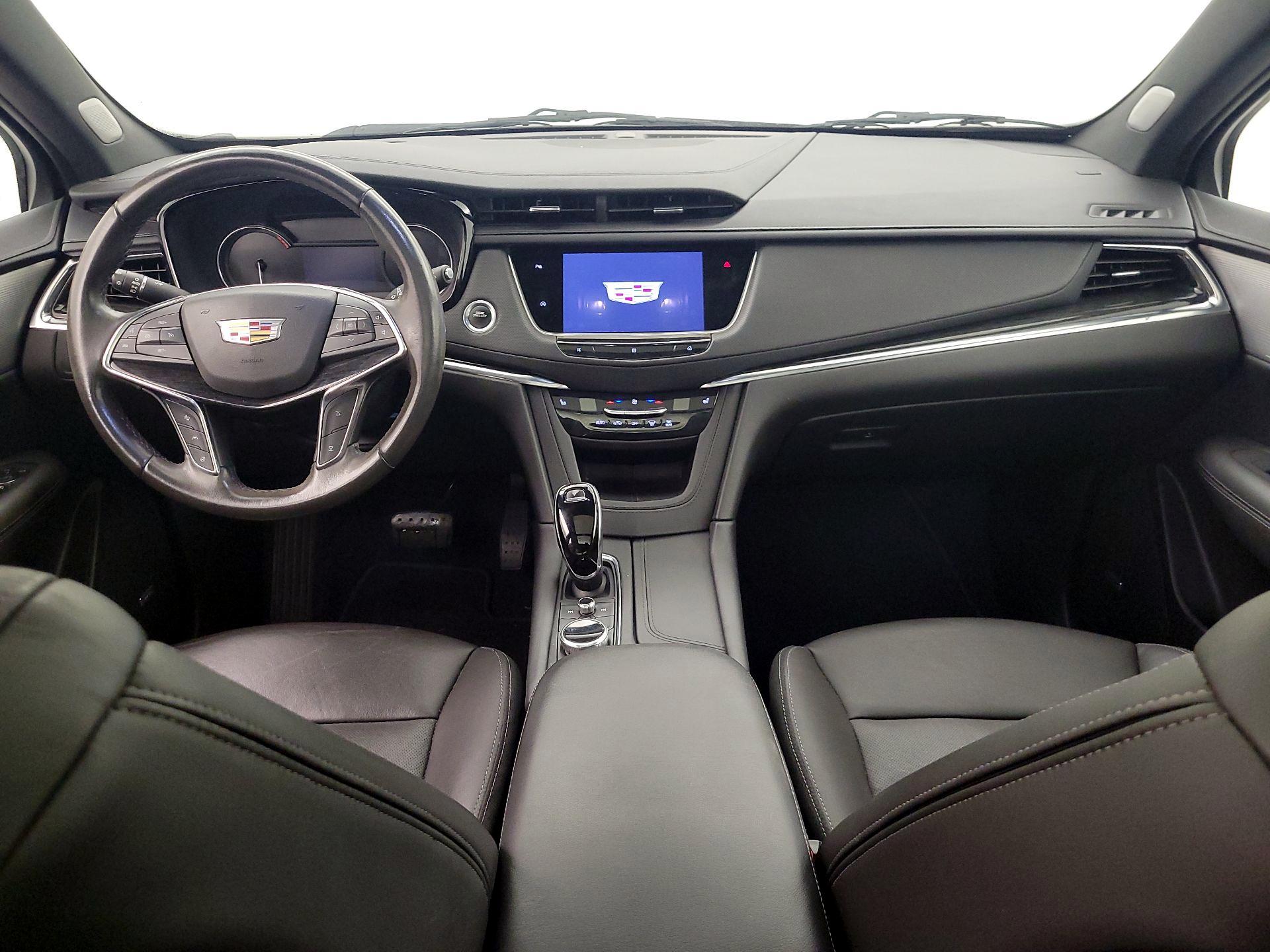 Thumbnail: 2021 Cadillac XT5 - 9