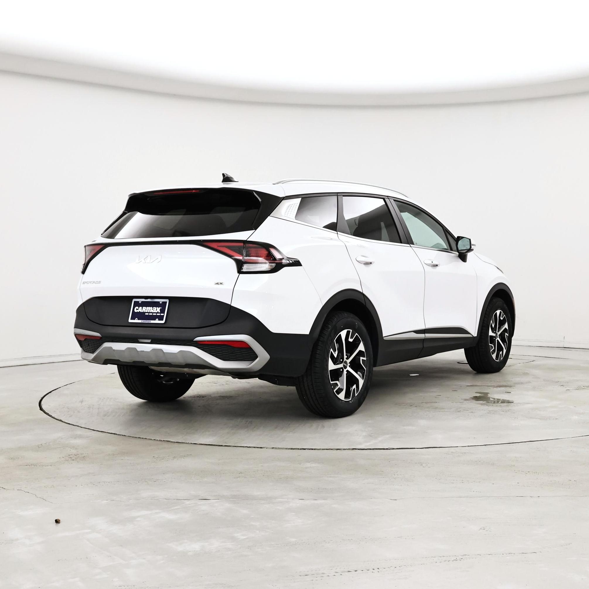 Thumbnail: 2023 Kia Sportage - 8