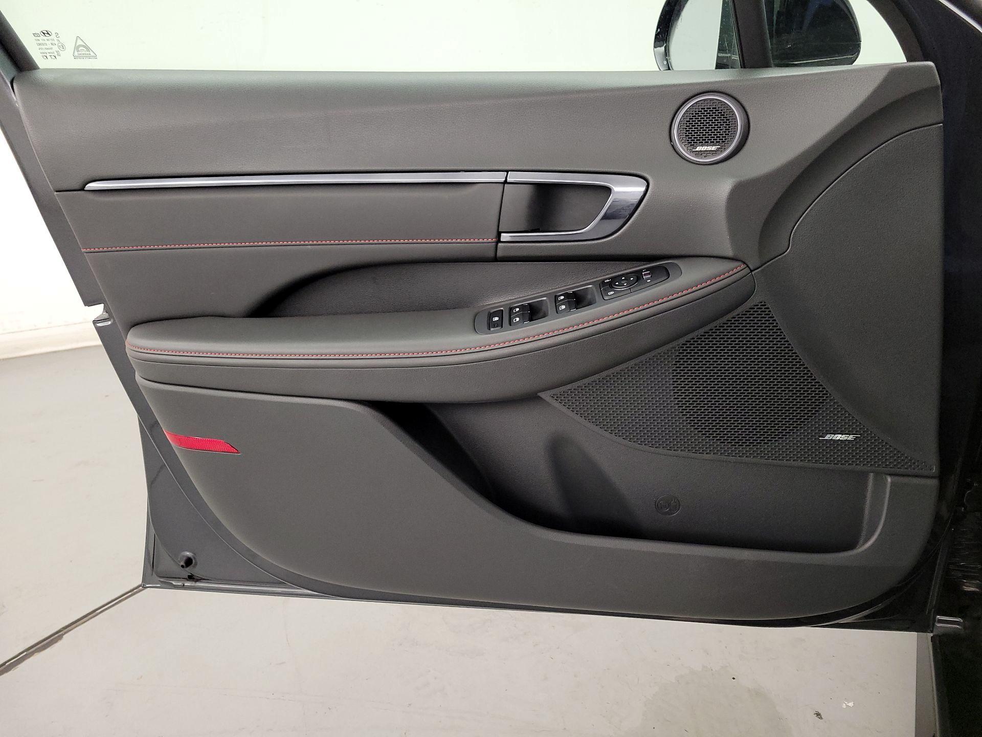 Thumbnail: 2022 Hyundai Sonata - 12