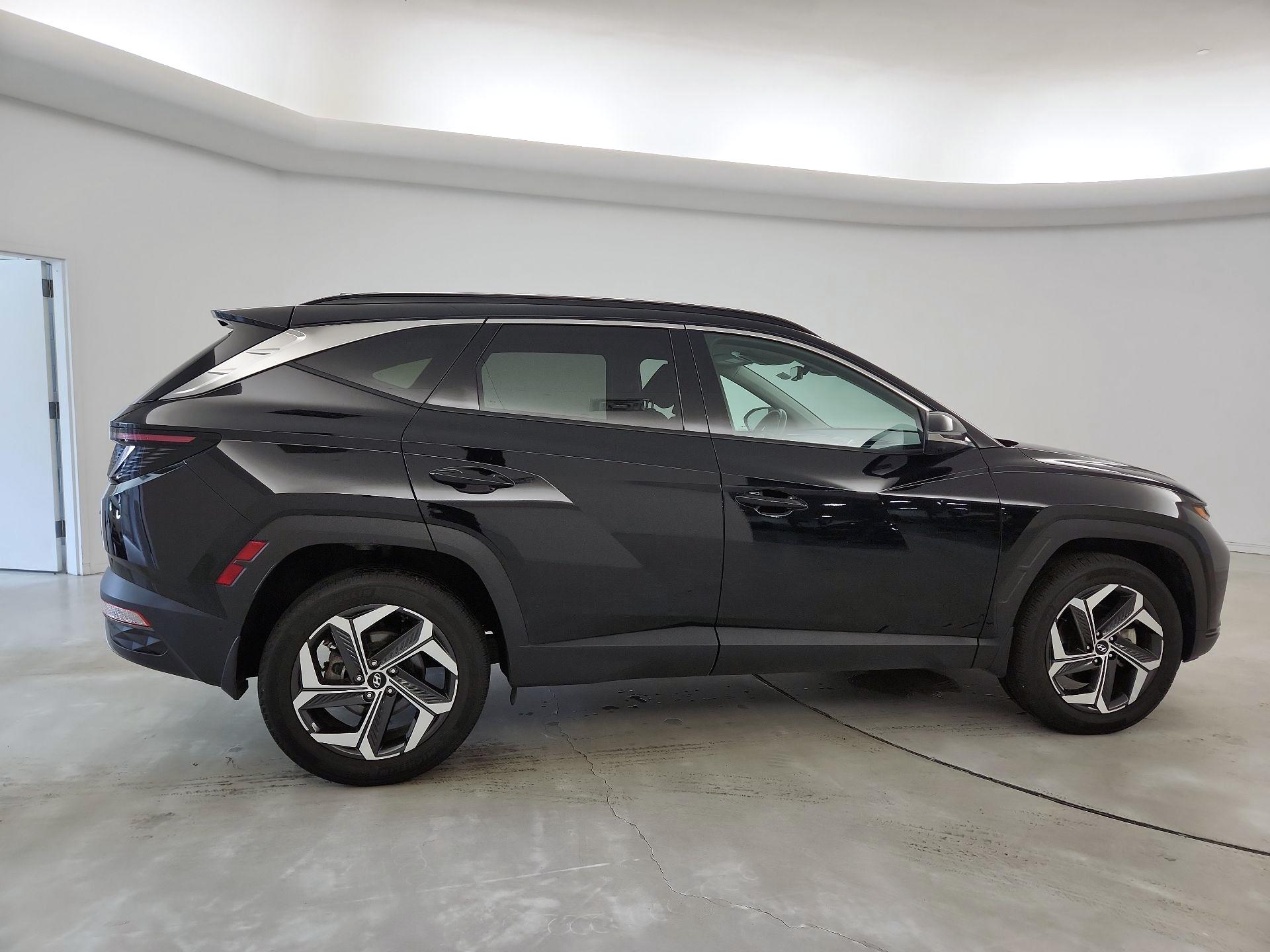 Thumbnail: 2023 Hyundai Tucson - 4