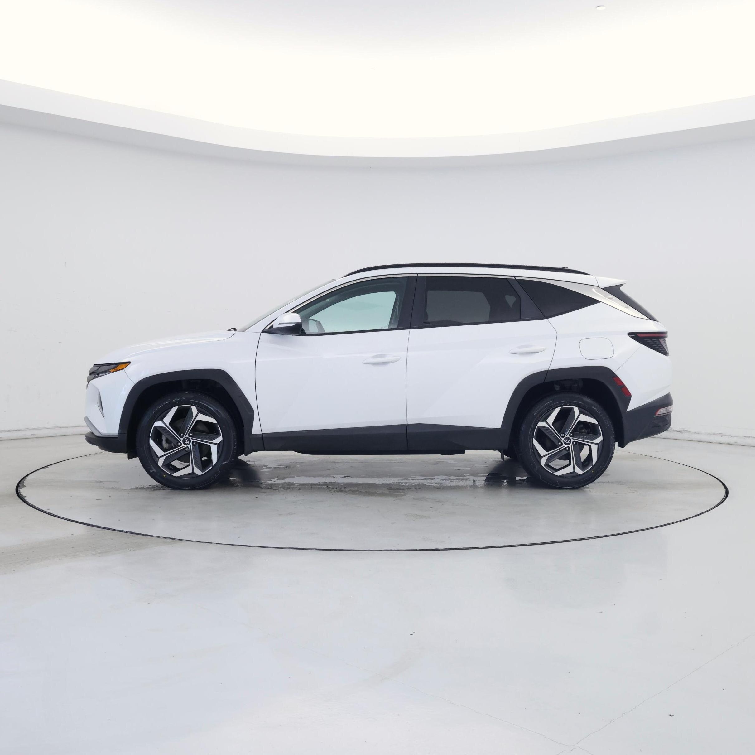 Thumbnail: 2022 Hyundai Tucson - 3