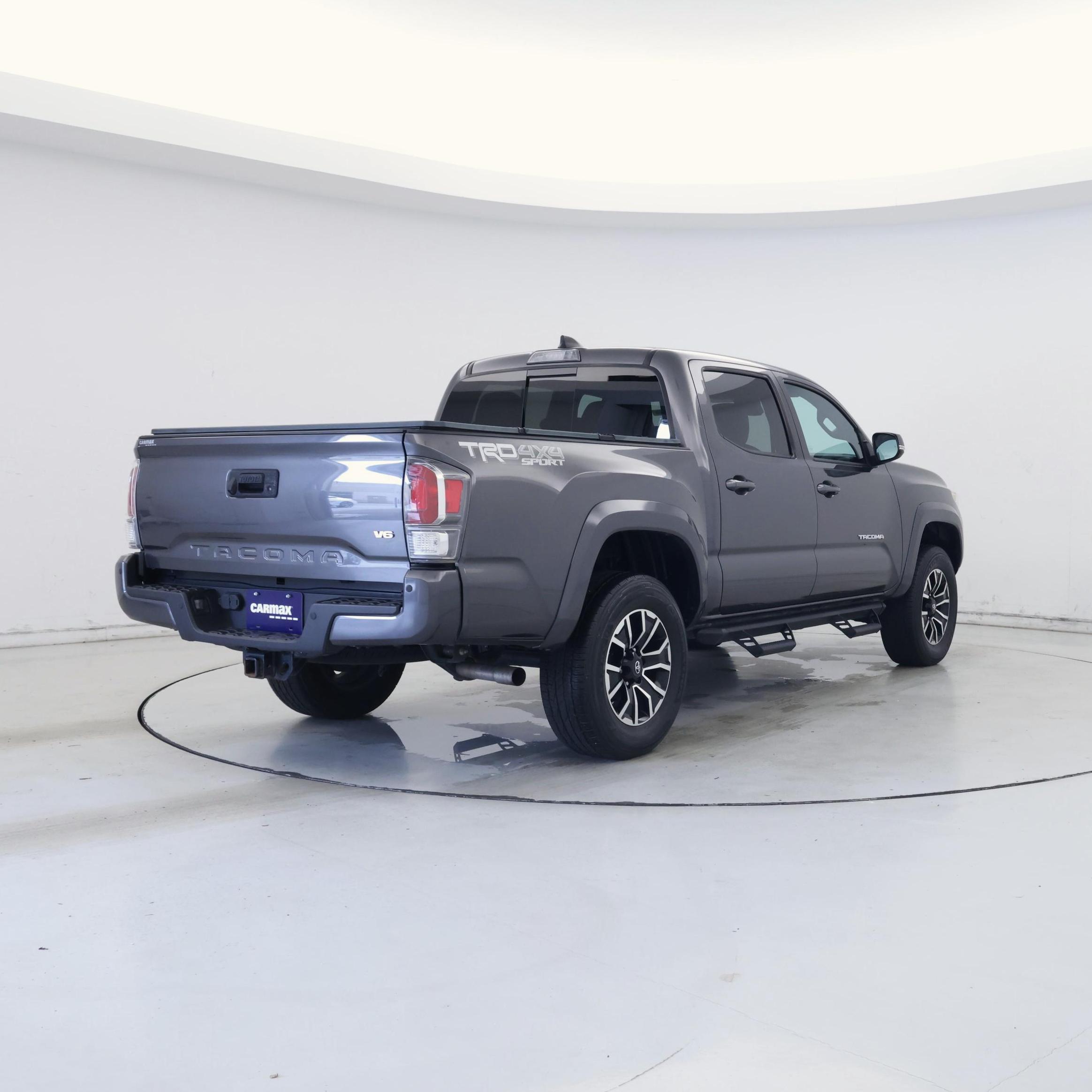 Thumbnail: 2021 Toyota Tacoma - 8