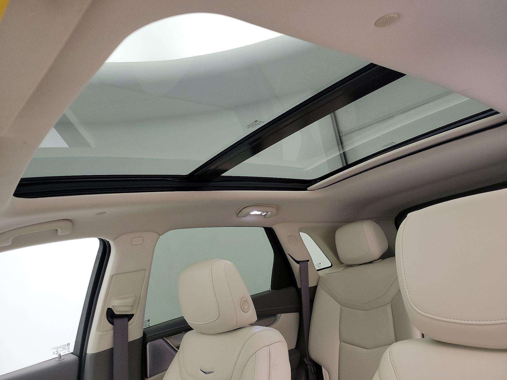 Thumbnail: 2022 Cadillac XT5 - 20