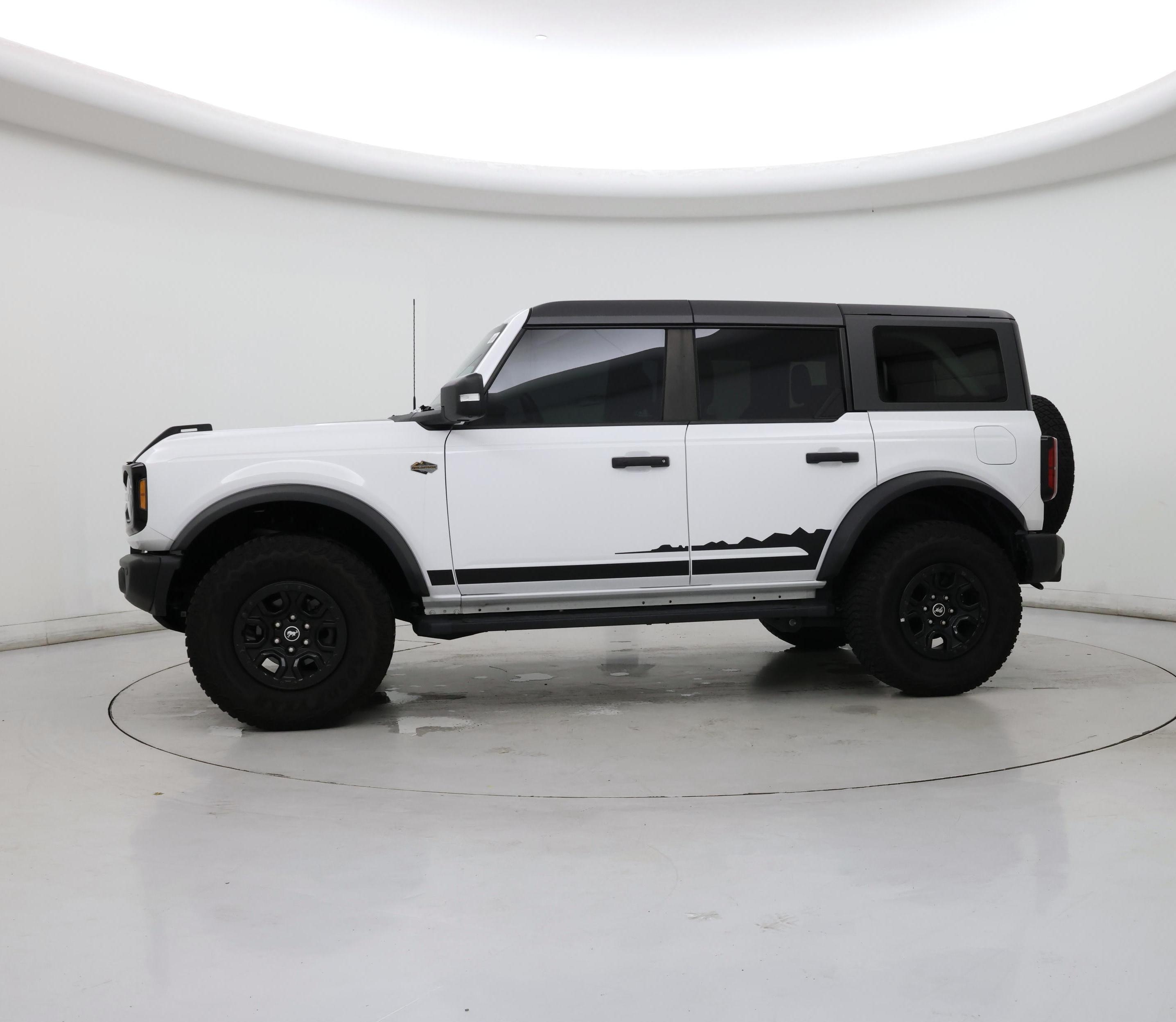 Thumbnail: 2023 Ford Bronco - 3