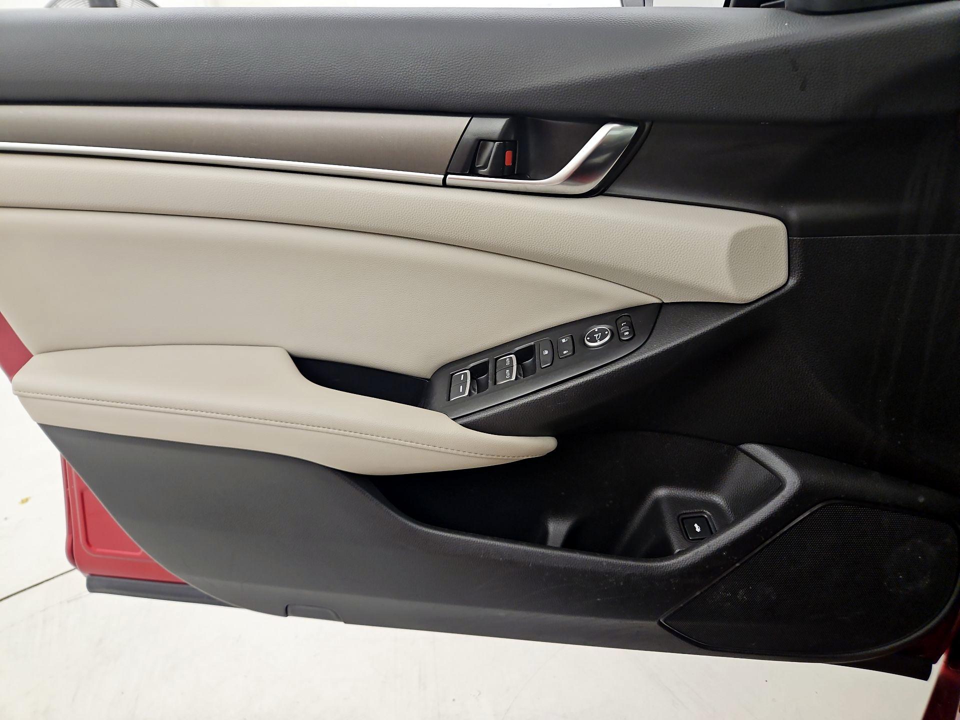 Thumbnail: 2022 Honda Accord - 12