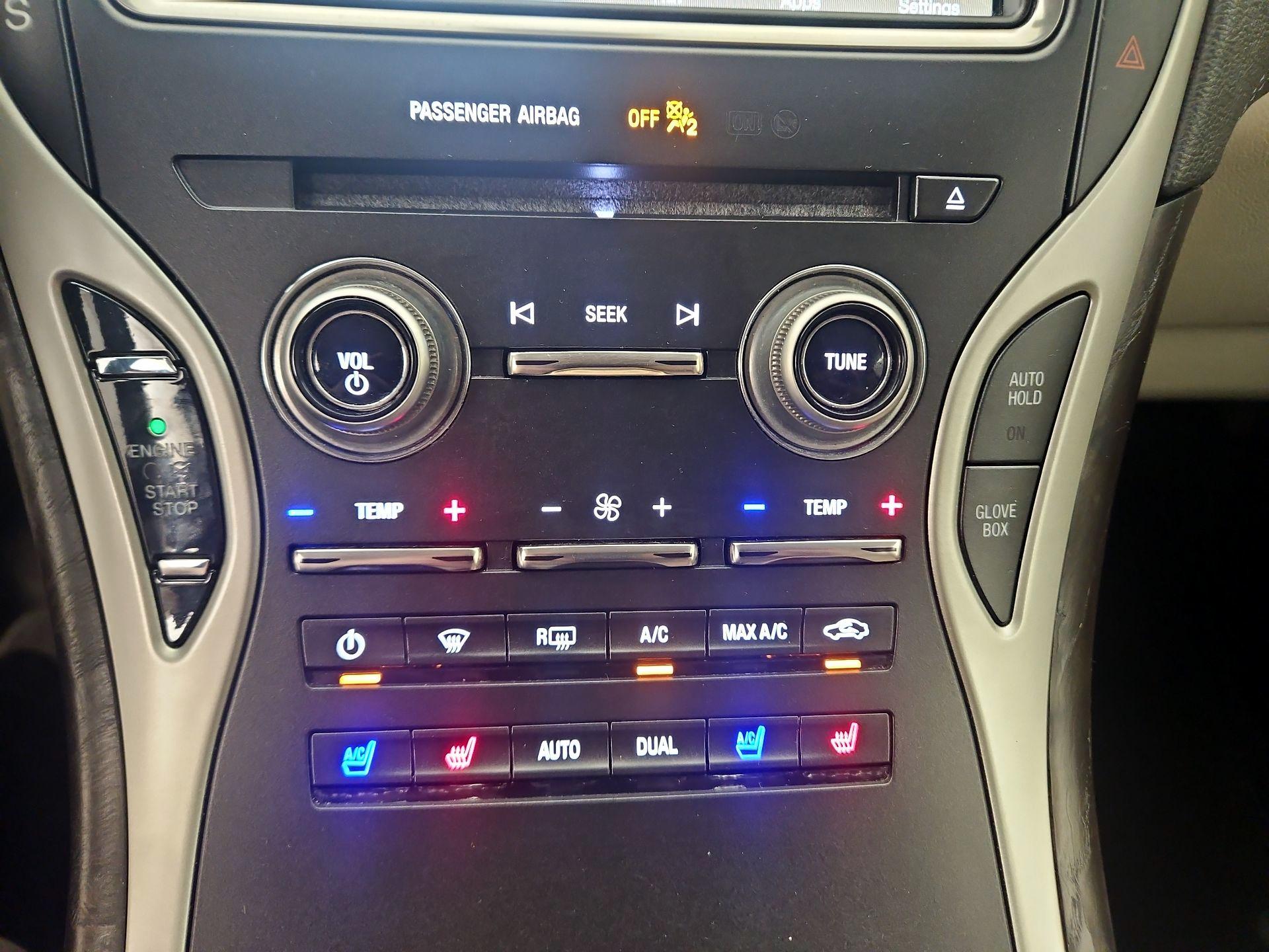 Thumbnail: 2017 Lincoln MKX - 17